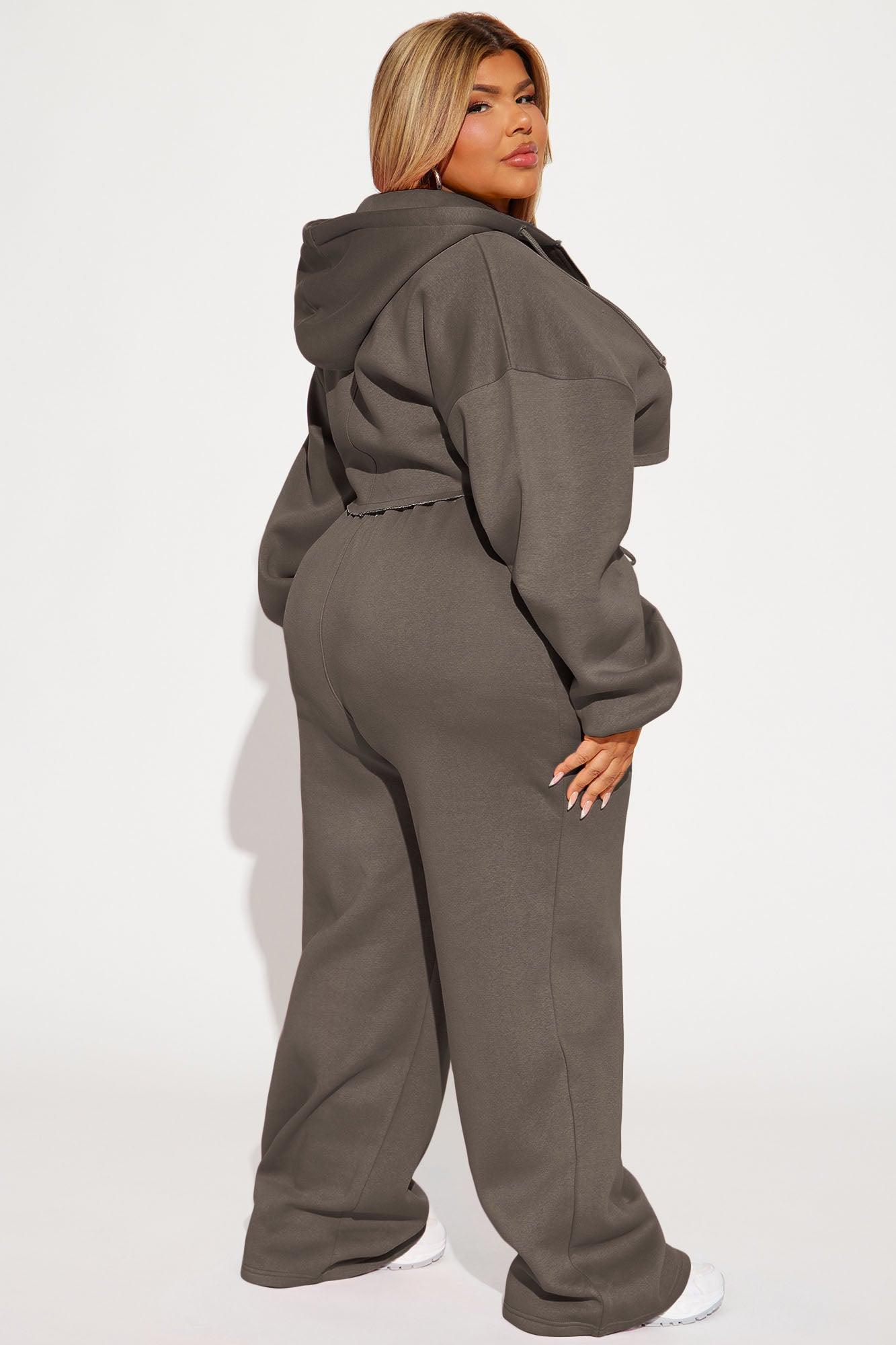 On The Go Fleece Pant Set - Chocolate Female Product Image