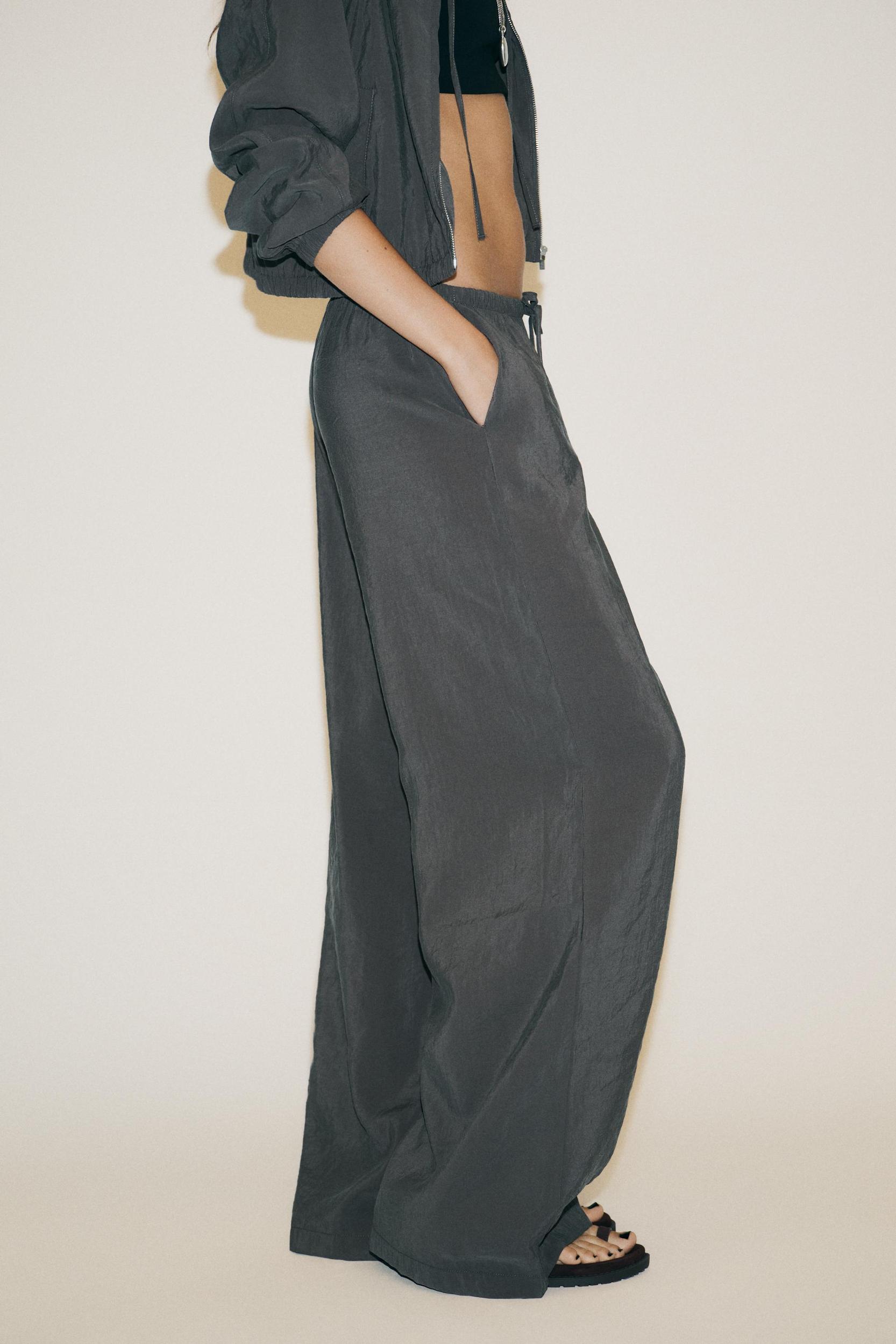 FLOWY PALAZZO PANTS Product Image