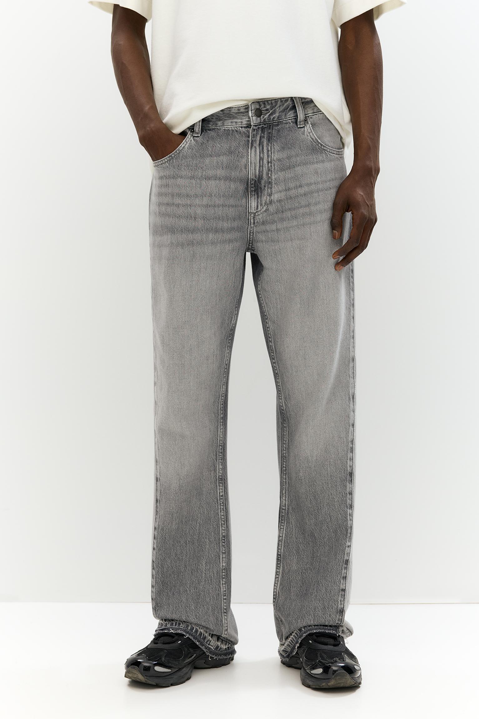 Loose flared jeans Product Image