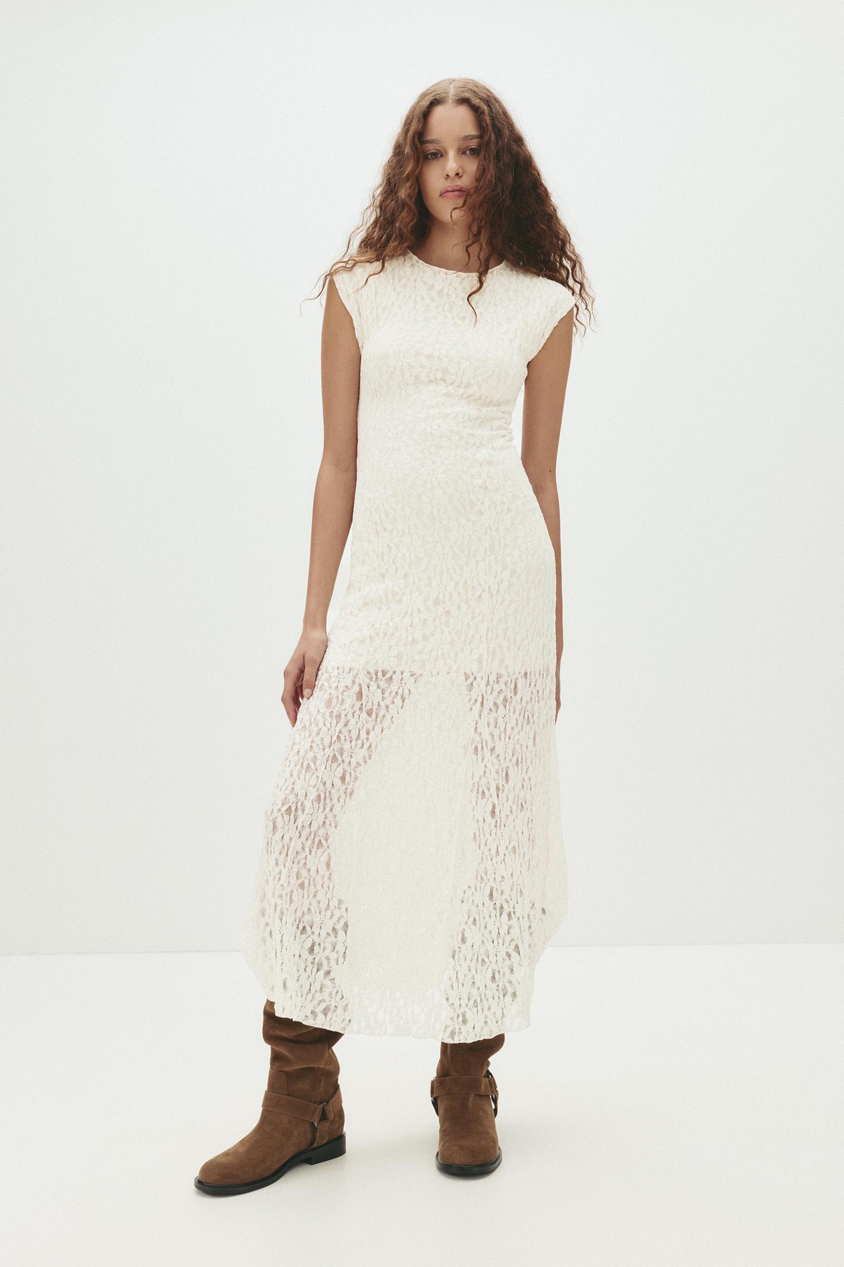 Lace midi dress Product Image