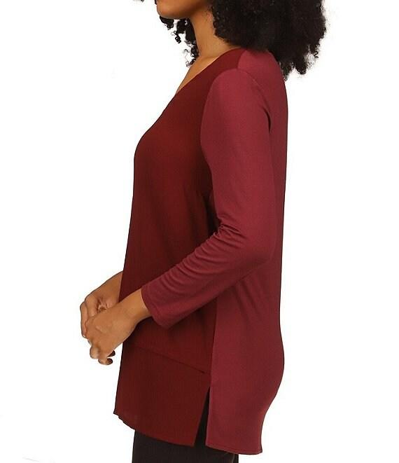MICHAEL Michael Kors Mixed Woven Knit Layered Hem V-Neck 3/4 Sleeve Shirt Product Image