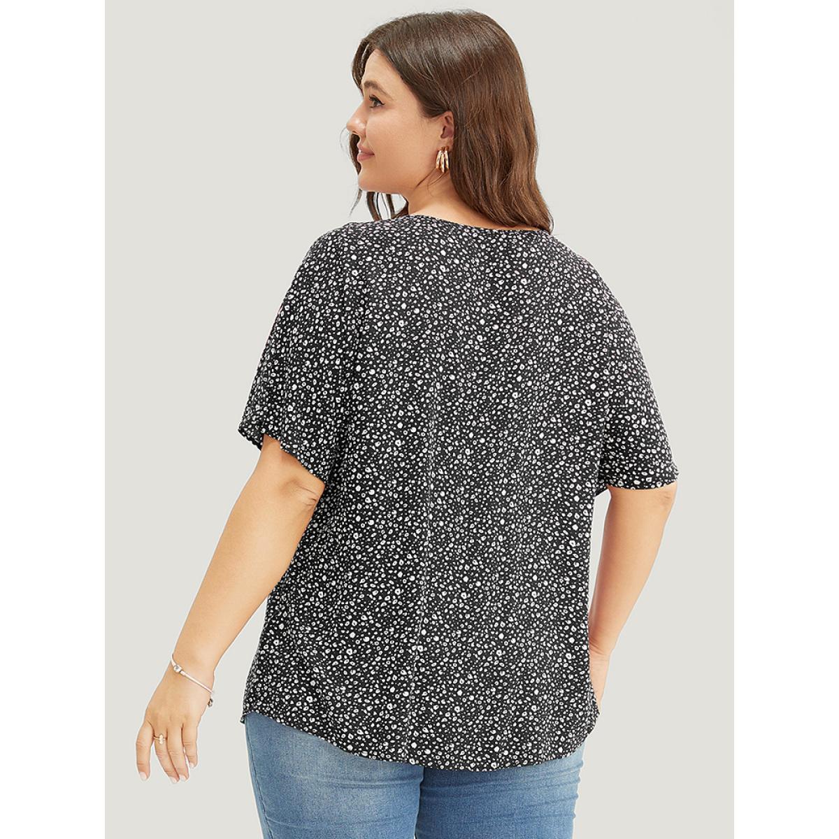 Plus Size Black Ditsy Floral Pleated Front Button Detail Blouse Women Elegant Short sleeve Round Neck Dailywear Blouses BloomChic 30/6X Product Image