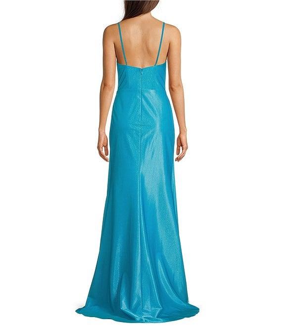 Terani Couture Stretch Metallic Sweetheart Neck Sleeveless Beaded Applique Sheath Gown Product Image