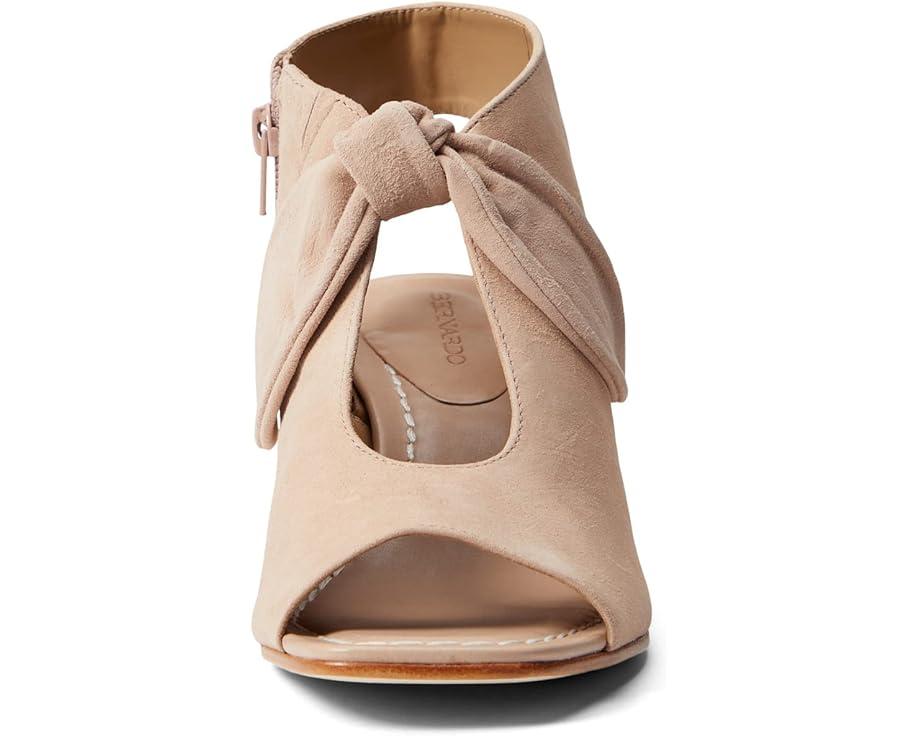 Women's Bernardo Lizzie Product Image