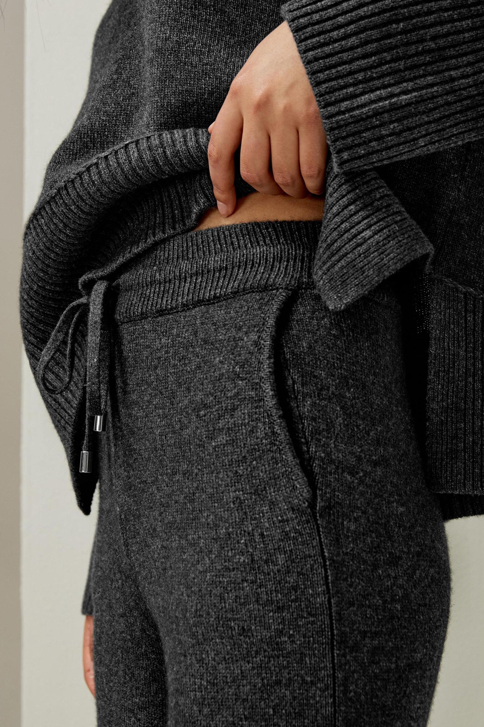 LILYSILK Wool Trousers Women - Dark Gray Wool Cashmere - Comfortable Plain Knit Pattern Trousers M Product Image