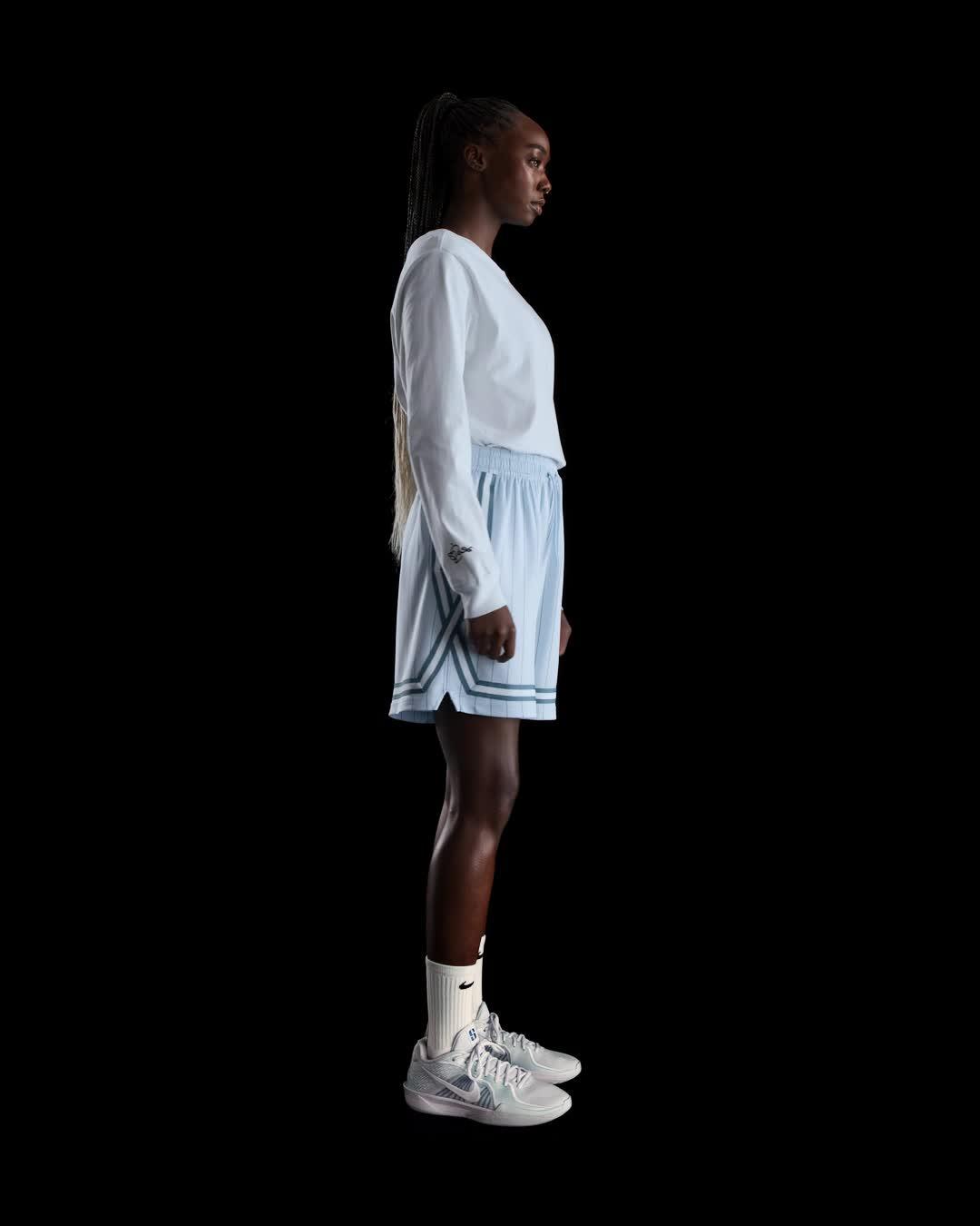 Nike Womens Fly Crossover Basketball Shorts | FZ5510-423 Product Image