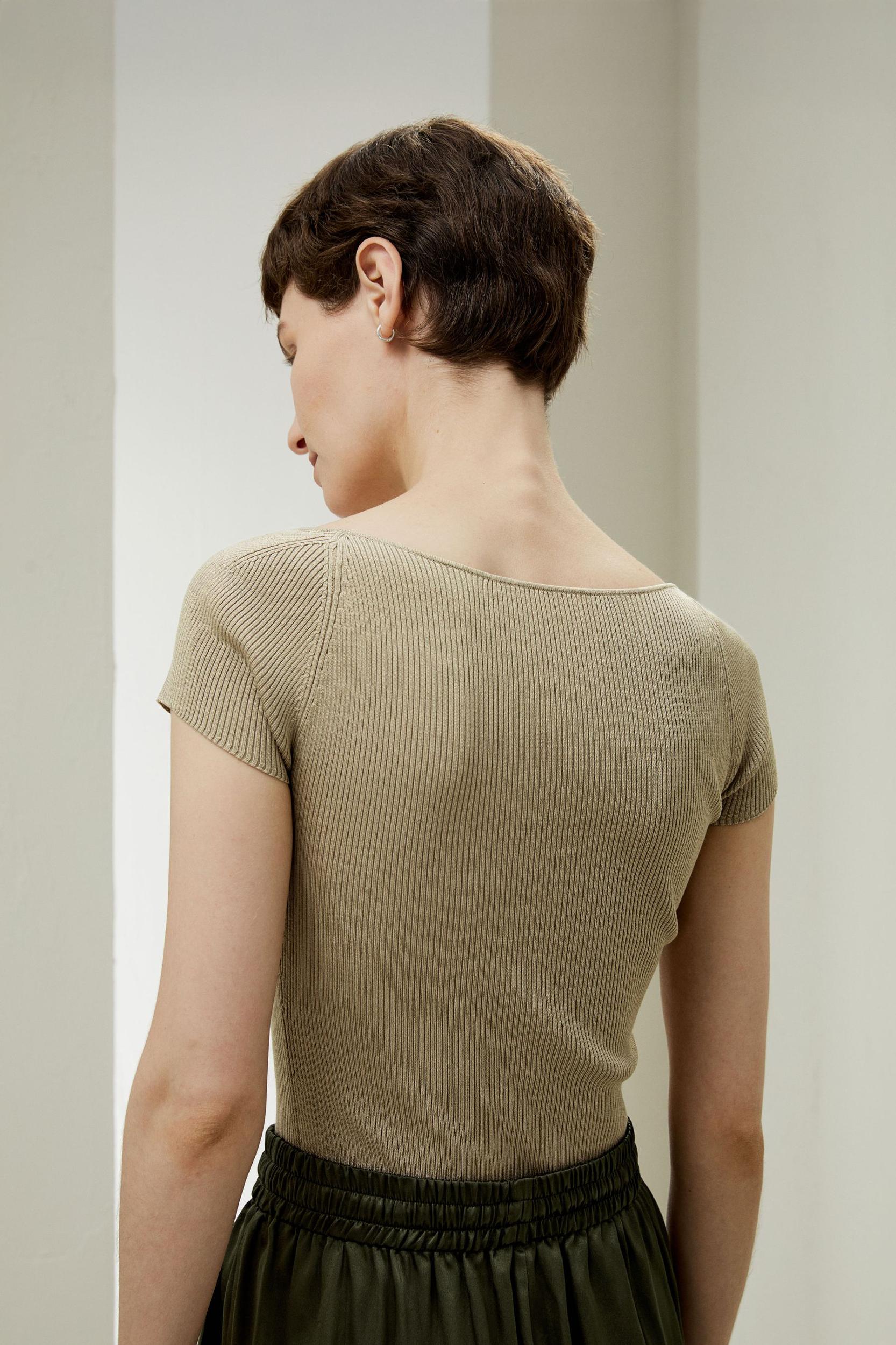 Sweetheart Neck Ribbed Silk Knit Top Product Image