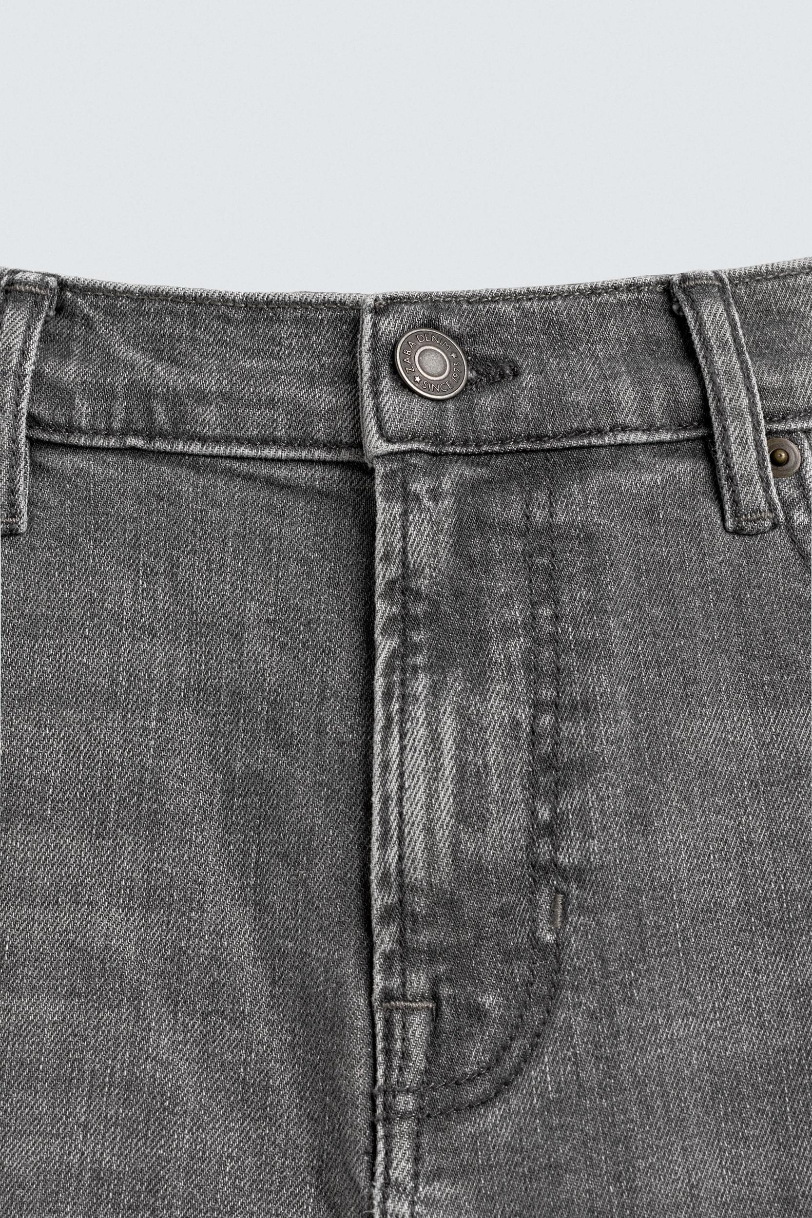 BASIC SLIM FIT JEANS Product Image