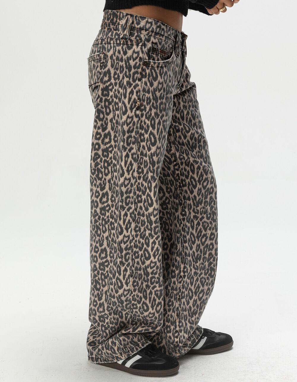 BDG Urban Outfitters Kayla Low Rider Womens Low Rise Leopard Print Baggy Jeans - LEOPARD Product Image