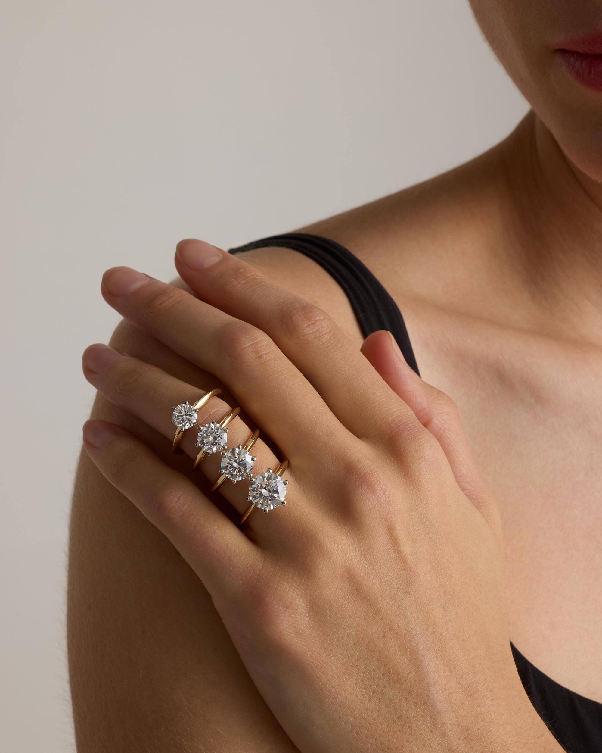 Quince | Women's Lab Grown Diamond Round Six Prong Knife Edge Engagement Ring Product Image