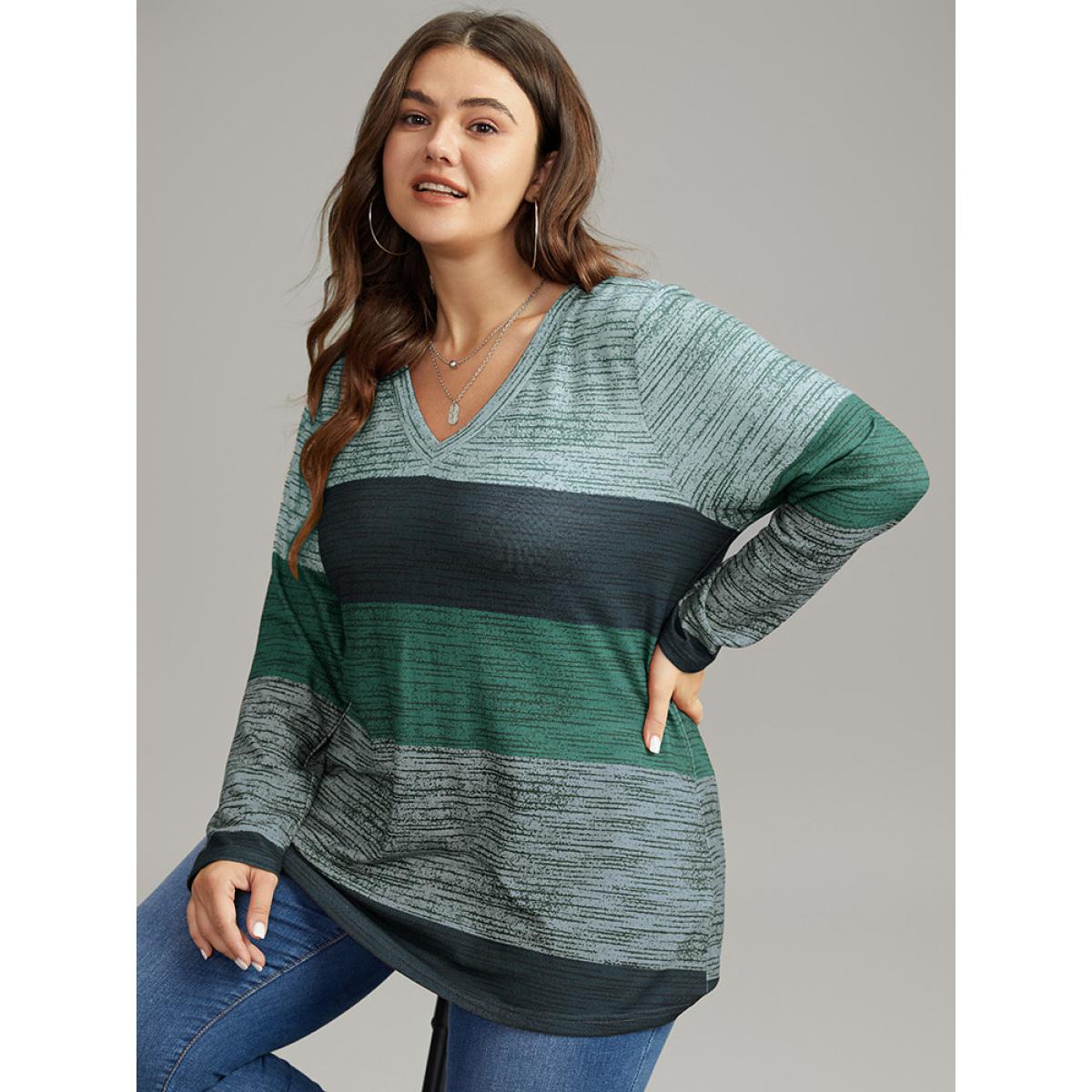 Plus Size Striped Colorblock Contrast V Neck T-shirt Green Women Casual Contrast Colorblock V-neck Everyday T-shirts BloomChic 18-20/2X Product Image