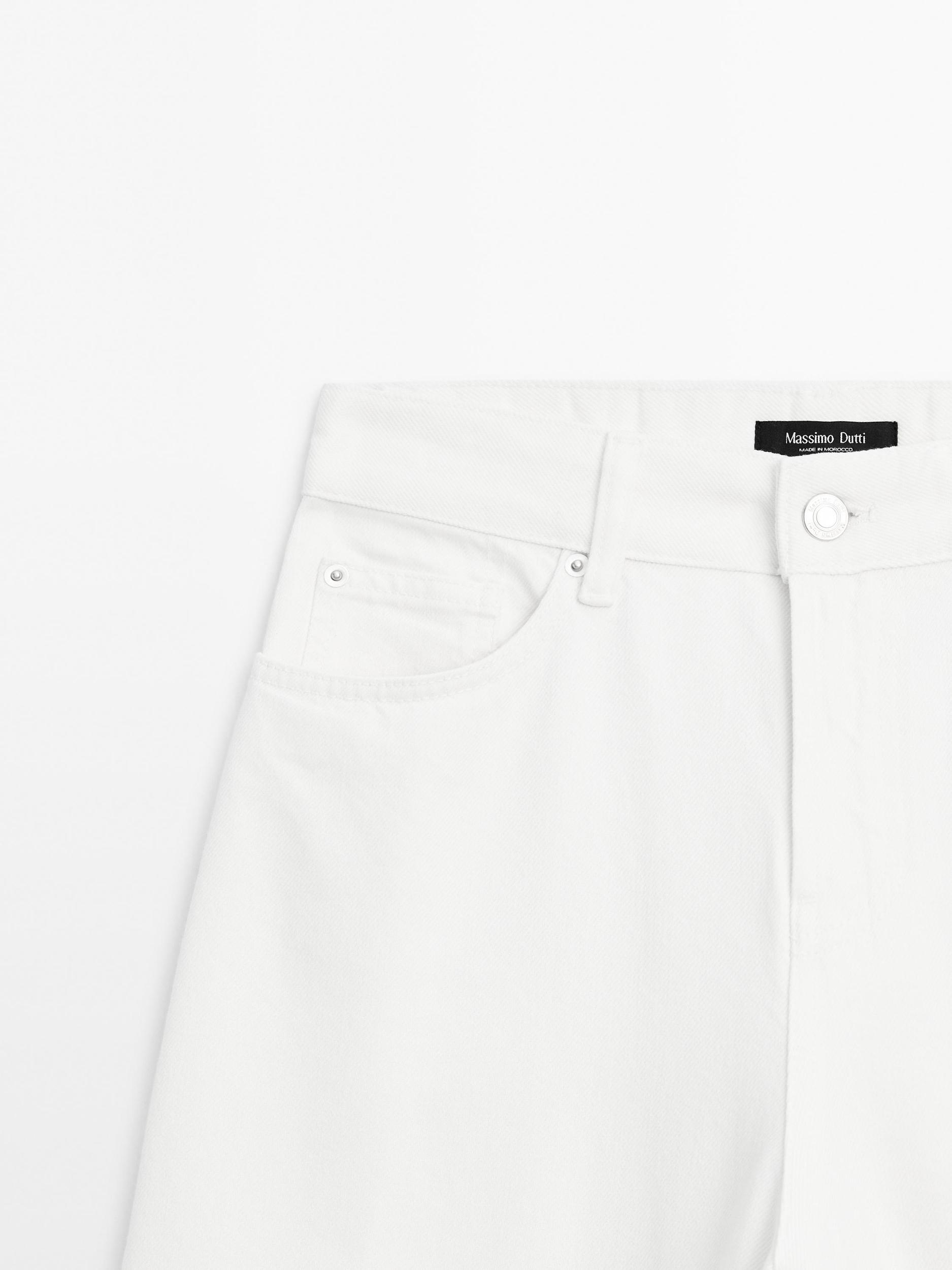 High-waist barrel fit jeans Product Image