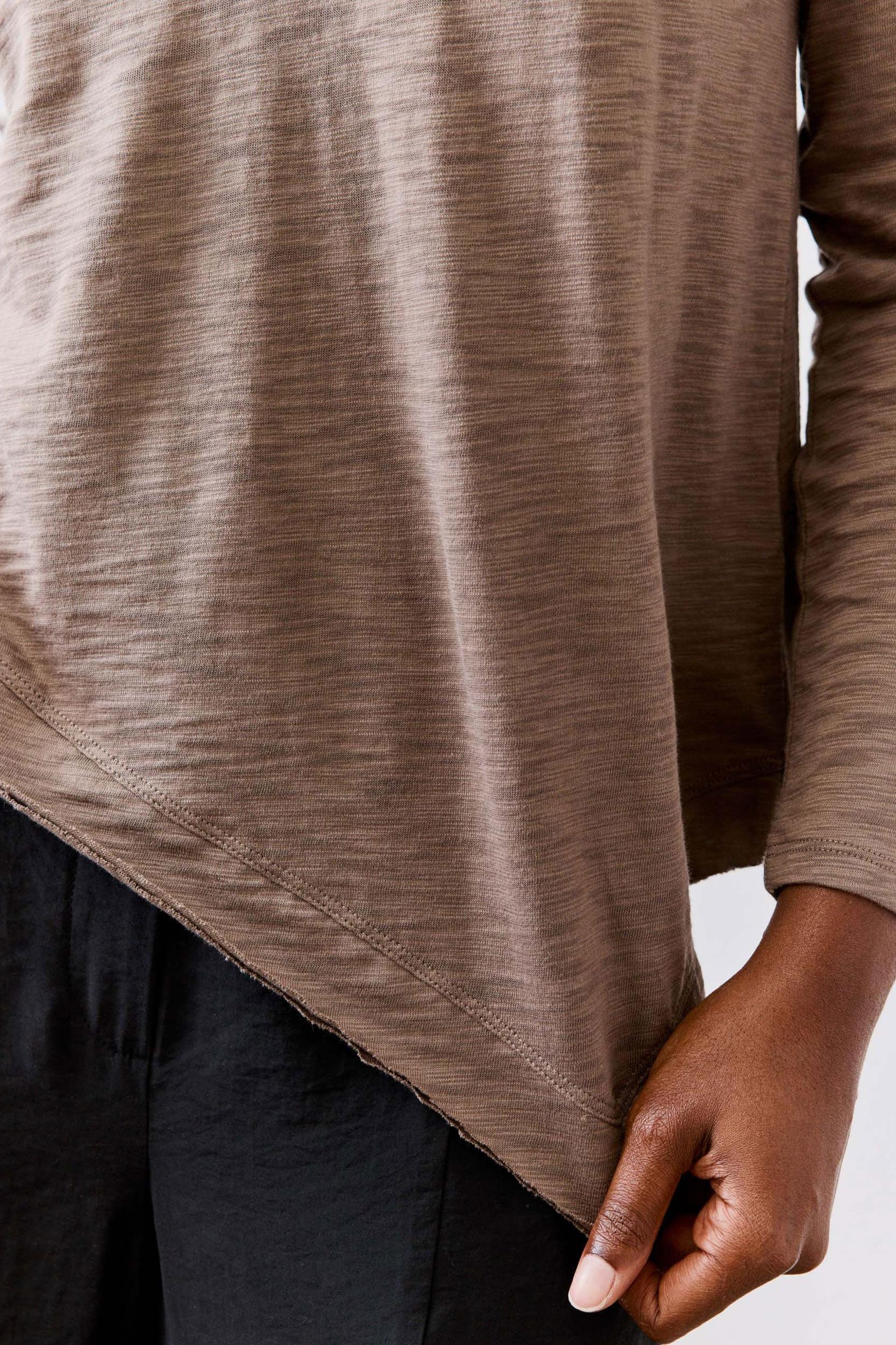 New Angle V-Neck Long Sleeve Top Product Image