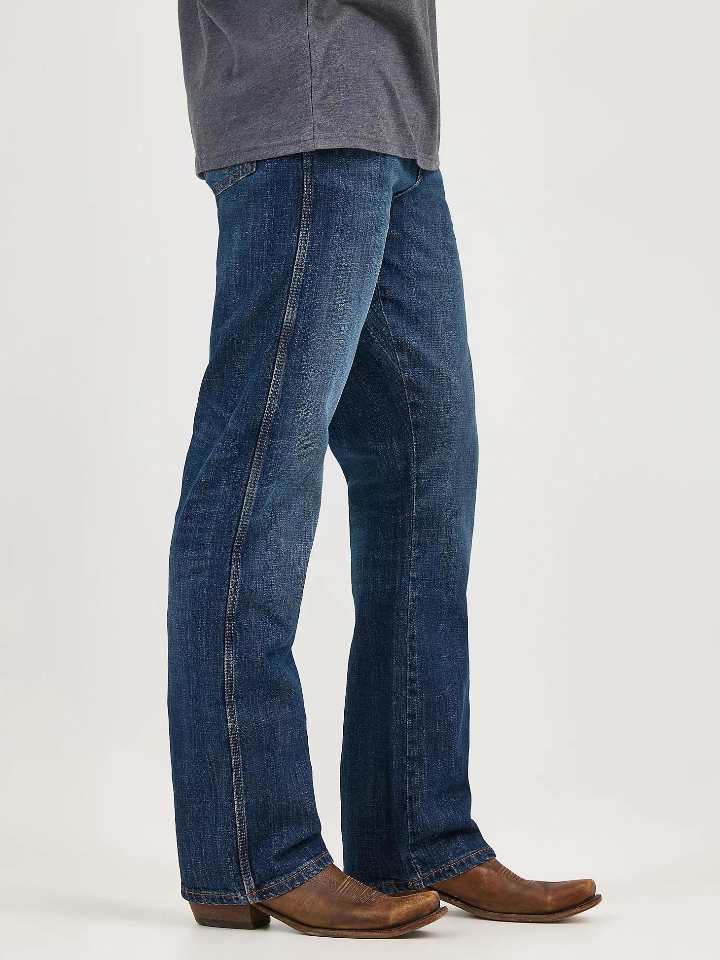 Men's Wrangler Retro® Relaxed Fit Bootcut Jean in JH Wash Product Image