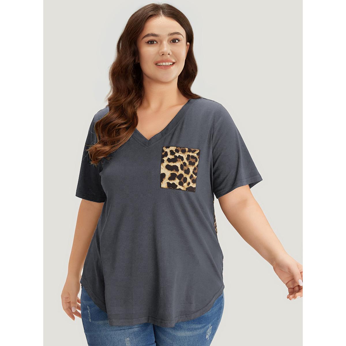 Plus Size Leopard Patchwork Patched Pocket V Neck T-shirt DimGray Women Casual Arc Hem Leopard V-neck Dailywear T-shirts BloomChic 14-16/1X Product Image