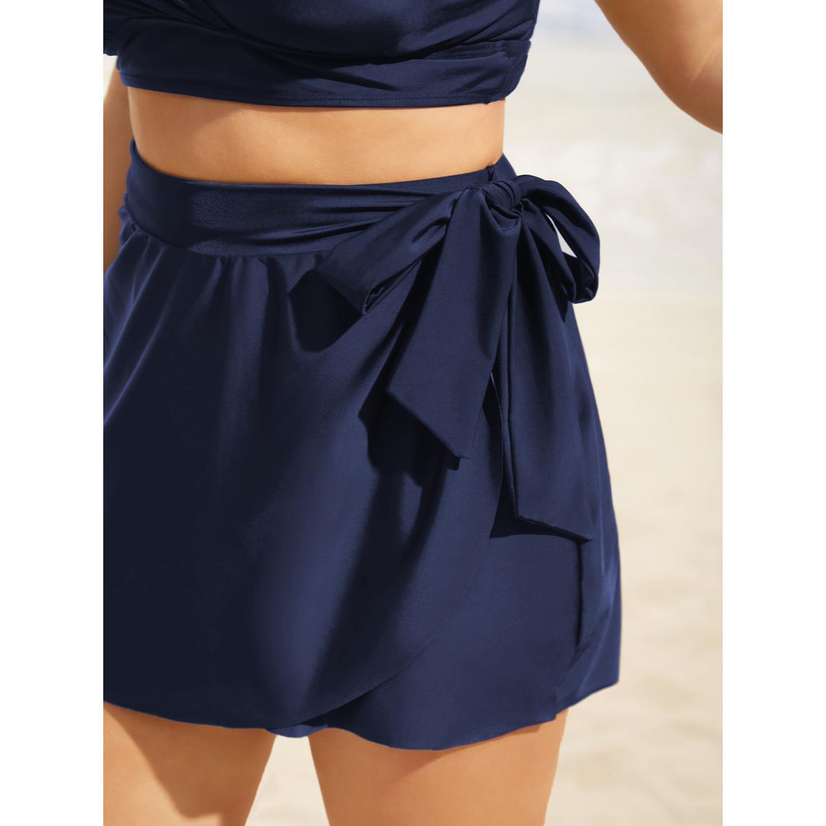 Plus Size Solid Tie Knot High Rise Swim Bottom Women's Swimwear Midnight Beach Tie knot High stretch Bodycon High Rise Curve Swim Bottoms BloomChic 28/5X Product Image