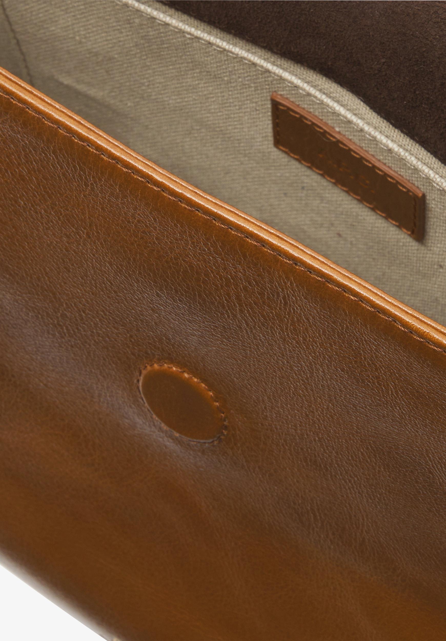 Virginie Flap bag Female Product Image