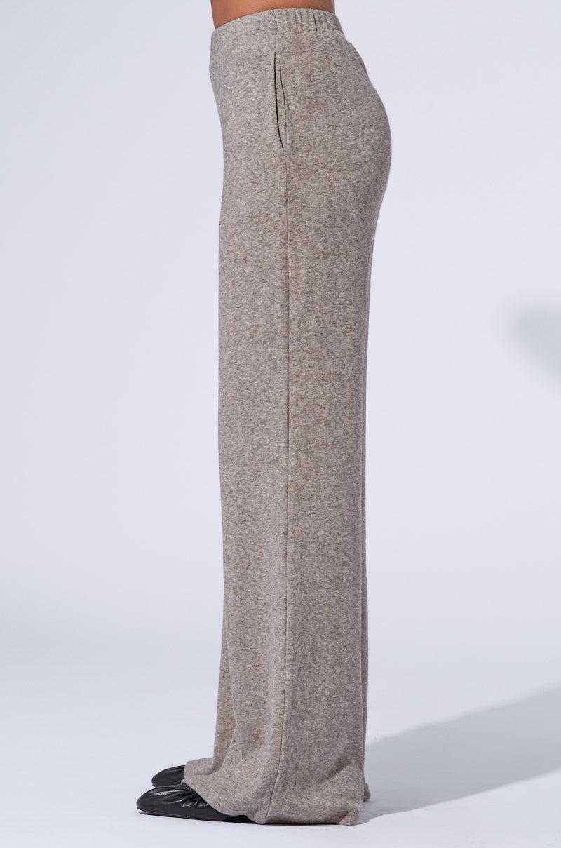 VIBE OUT FLARE LEG KNIT PANT IN GREY Product Image
