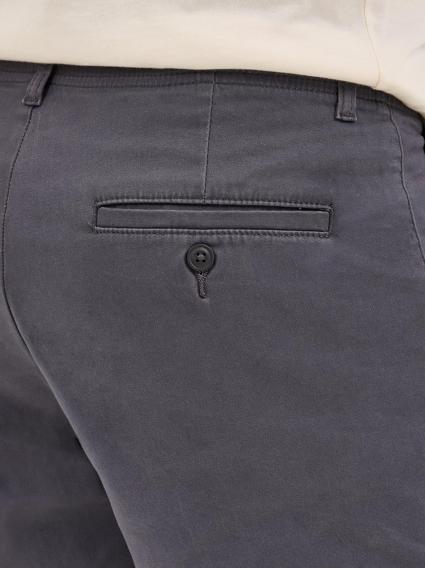 Men’s Extreme Motion Short | Khaki Cargo Shorts| Lee® Product Image