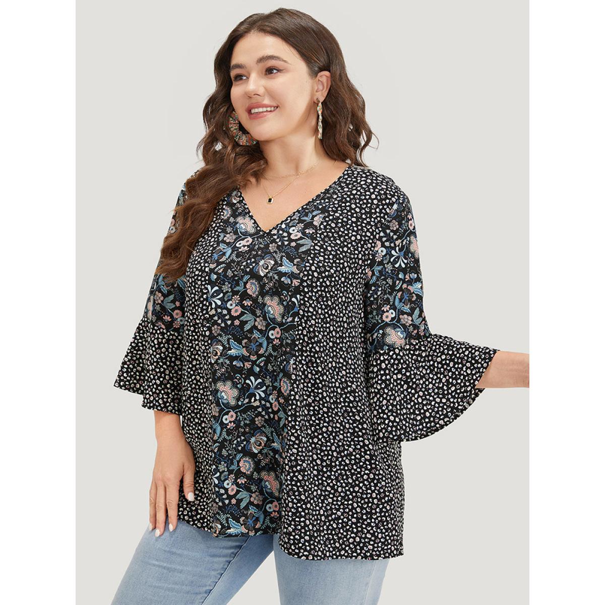 Plus Size BlackFlower Plants Print Patchwork V Neck Bell Sleeve Blouse Women Vacation Elbow-length sleeve V-neck Dailywear Blouses BloomChic 18-20/2X Product Image