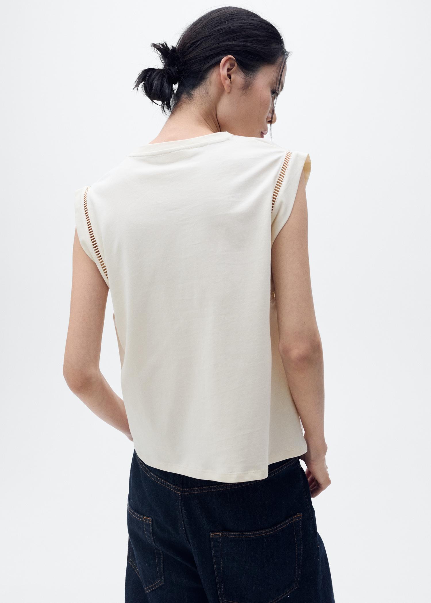 Cotton t-shirt with openwork trim - Women | MANGO USA Product Image