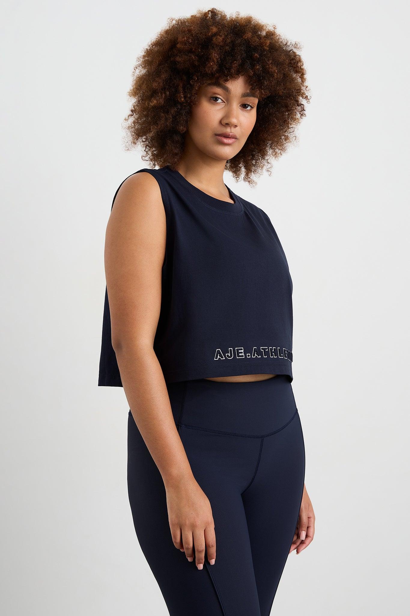 Cropped Tank 106 Product Image