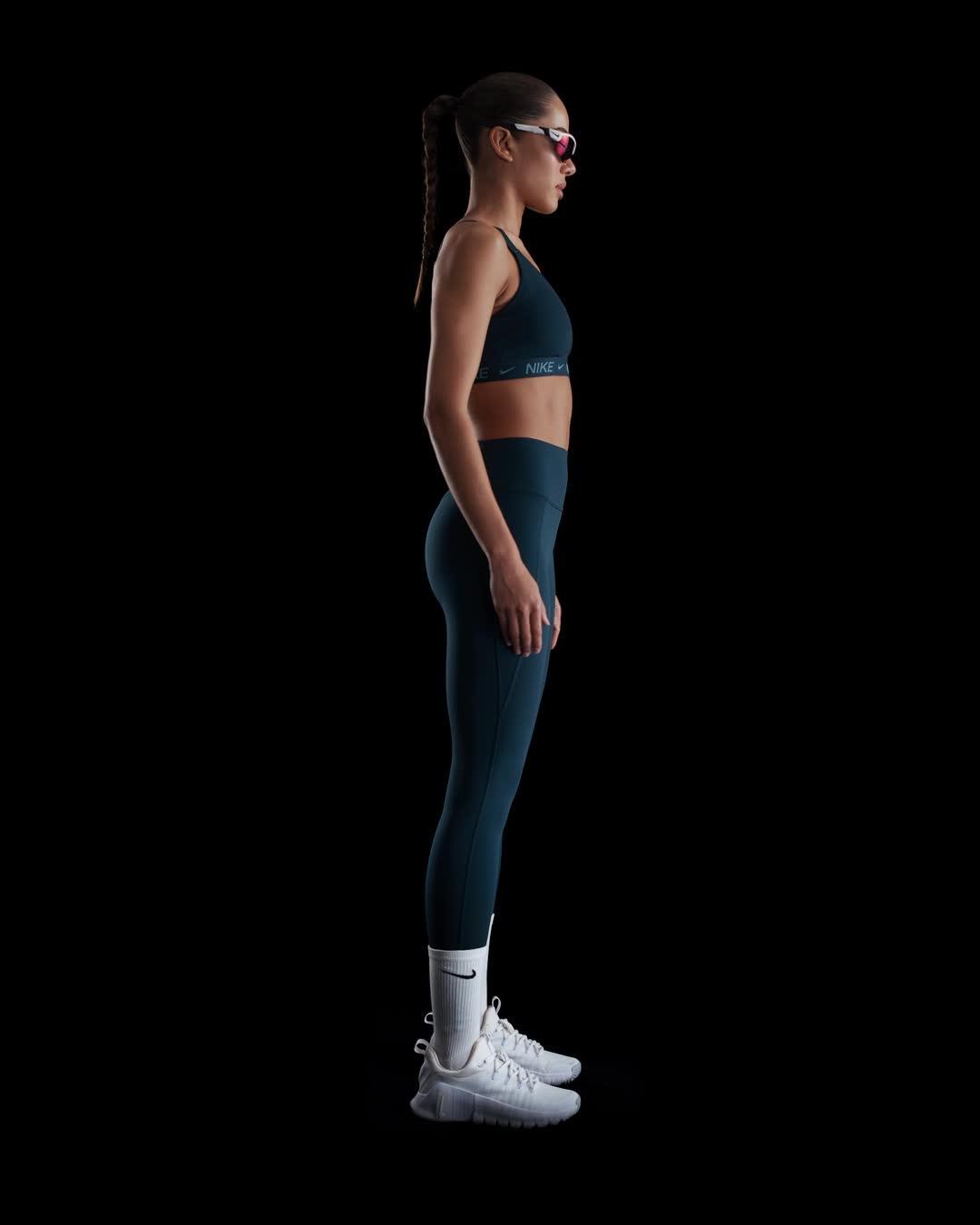 Nike Universa Women's High-Waisted 7/8 Leggings with No Front Seam Product Image