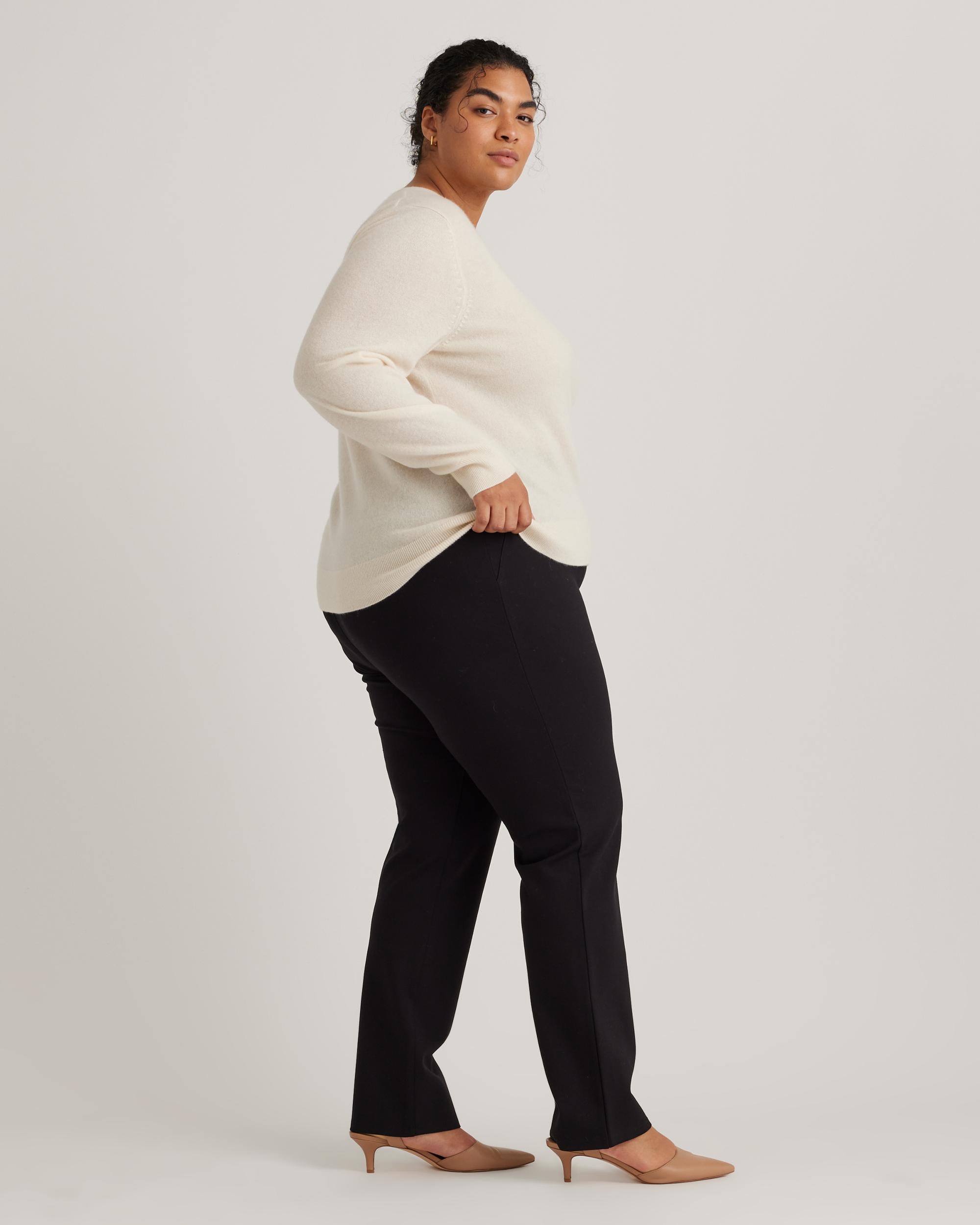 Quince | Women's Mongolian Cashmere V-Neck Sweater Product Image