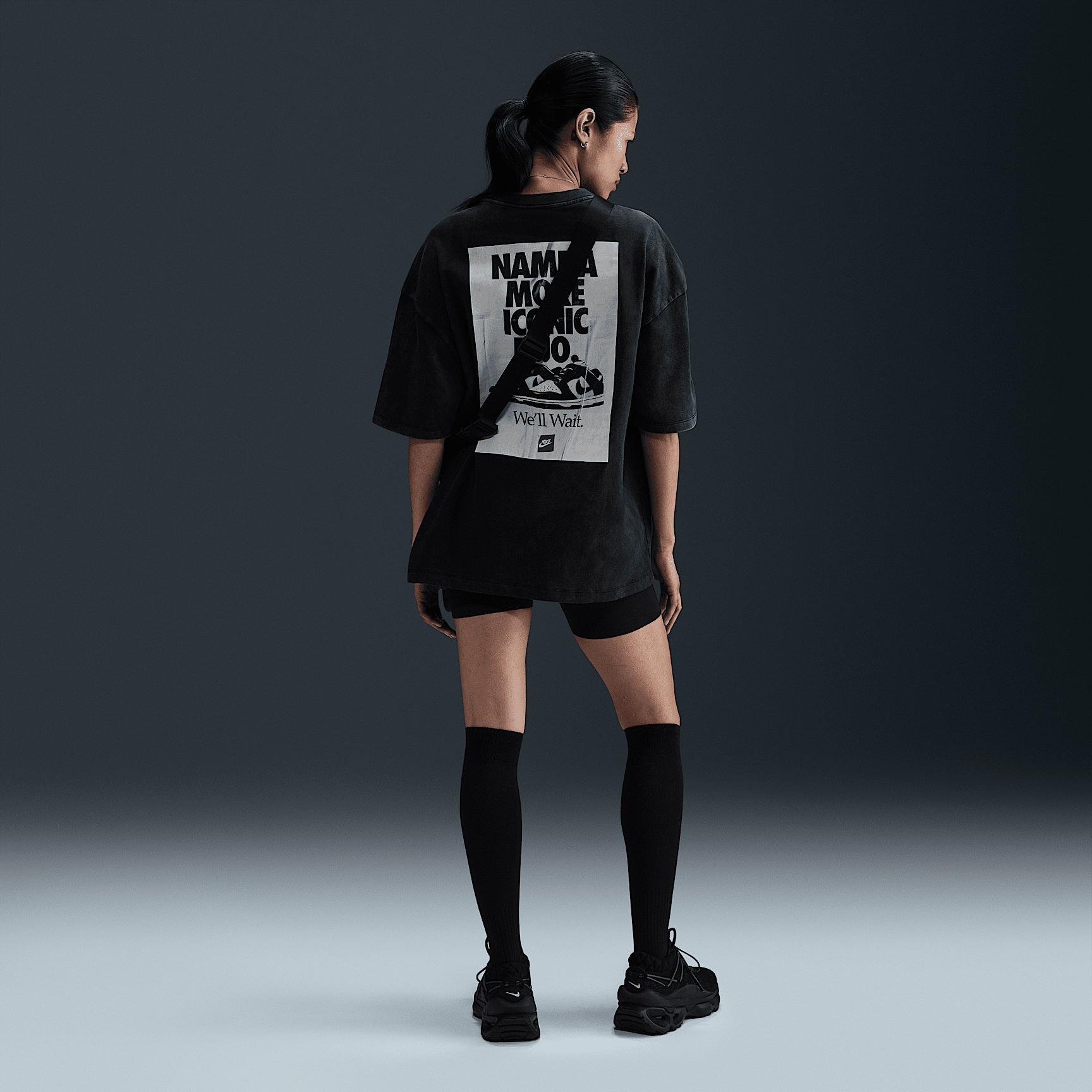 Nike Sportswear Essential Women's Oversized T-Shirt Product Image