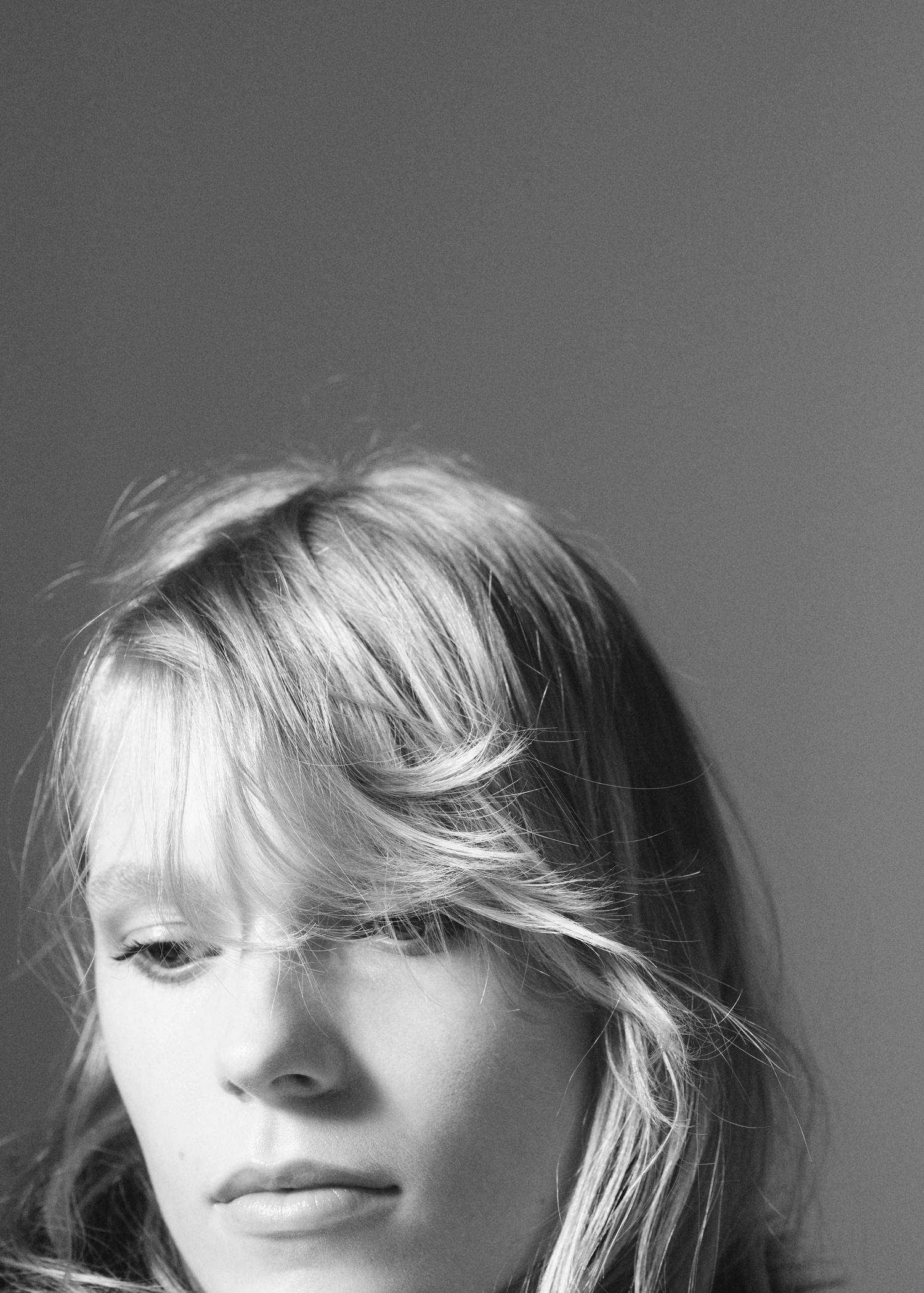 Structured velvet jacket - Women | MANGO USA Product Image