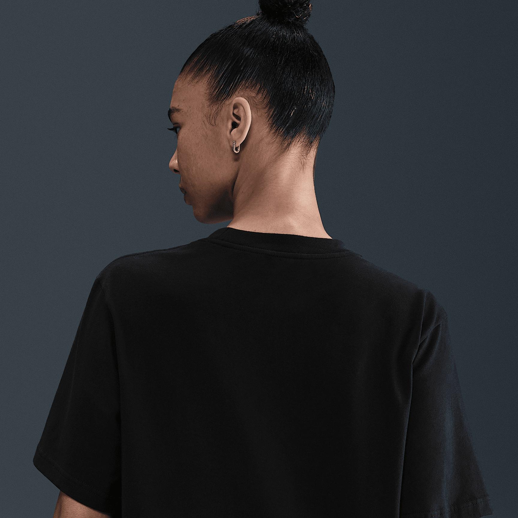 Nike Womens Essential T-Shirt | IM7740-010 Product Image