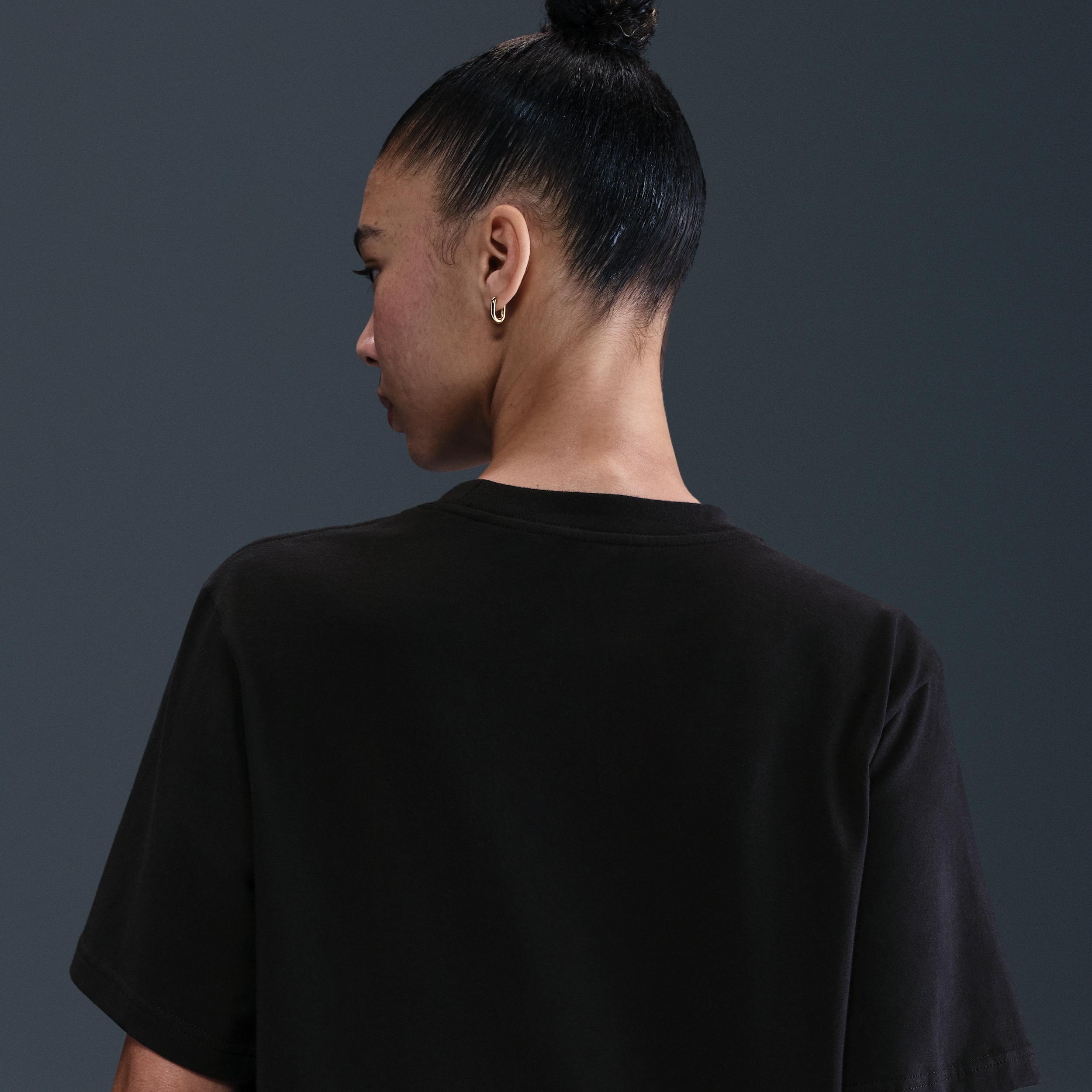 Nike Womens Essential T-Shirt | IM7740-010 Product Image