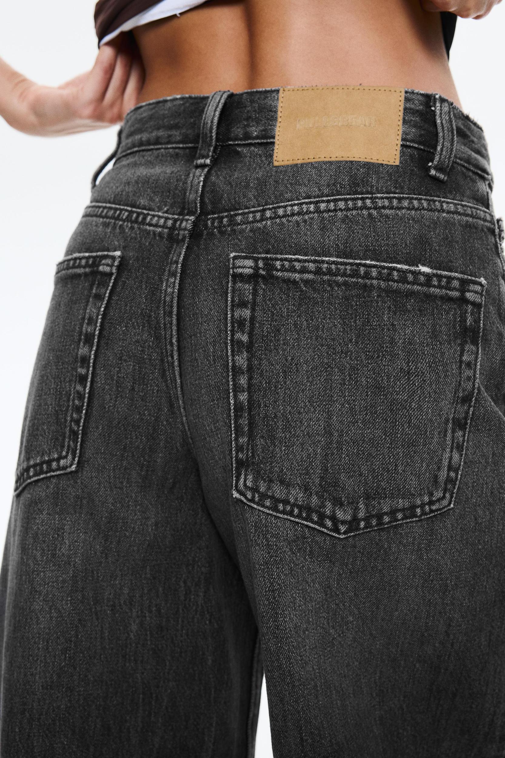 Low-rise baggy jorts Product Image