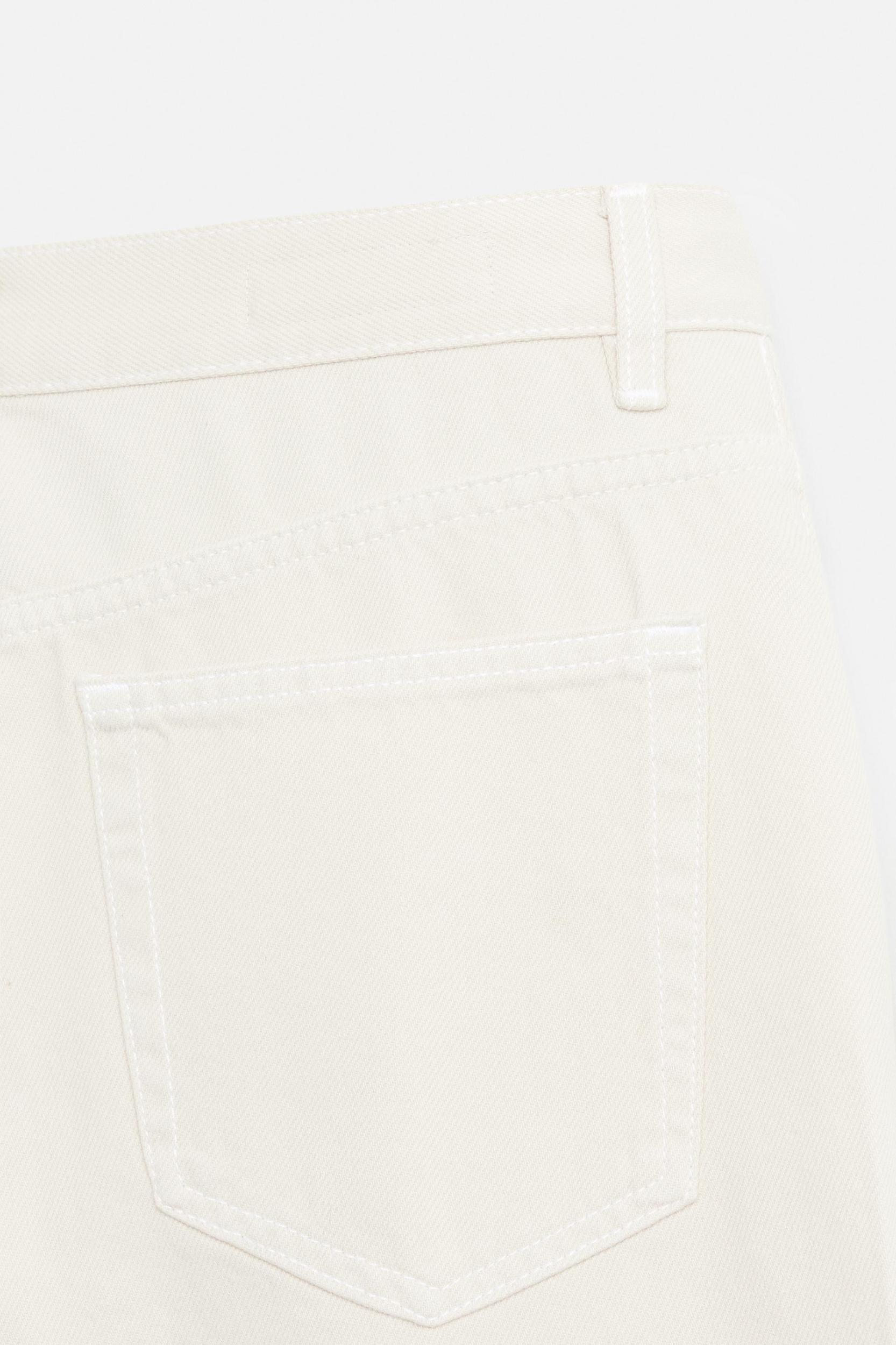 PAINT SPLATTER STRAIGHT FIT JEANS Product Image