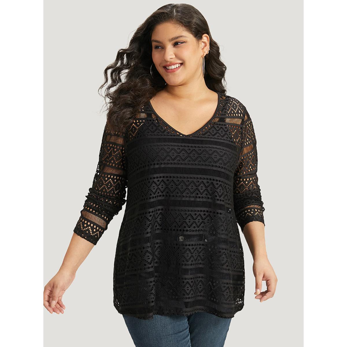 Plus Size Halloween Plain Geometric Eyelet V Neck T-shirt Black Women Casual Plain Plain V-neck Festival-Halloween T-shirts BloomChic 22-24/3X Product Image