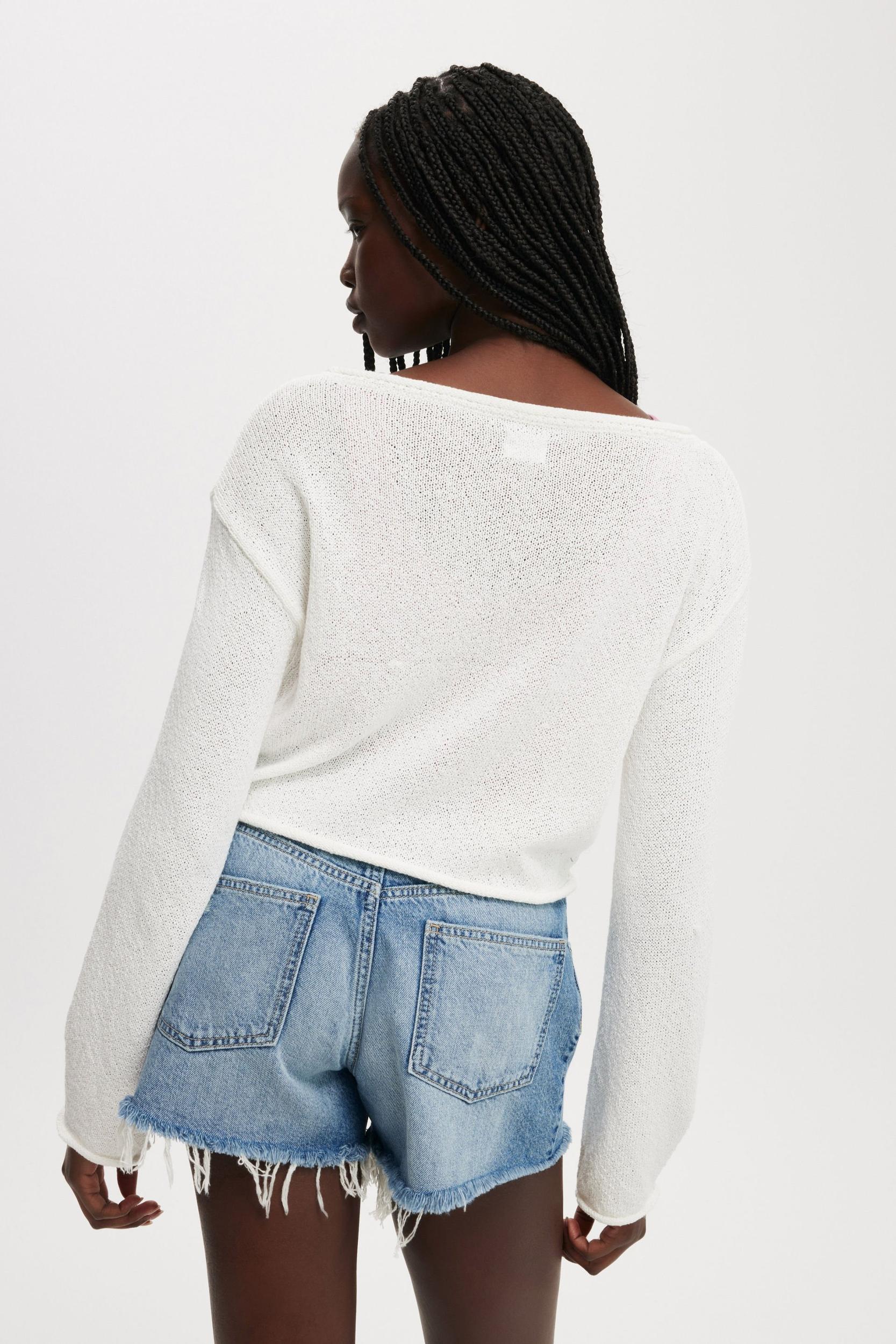 Summer Pullover Product Image