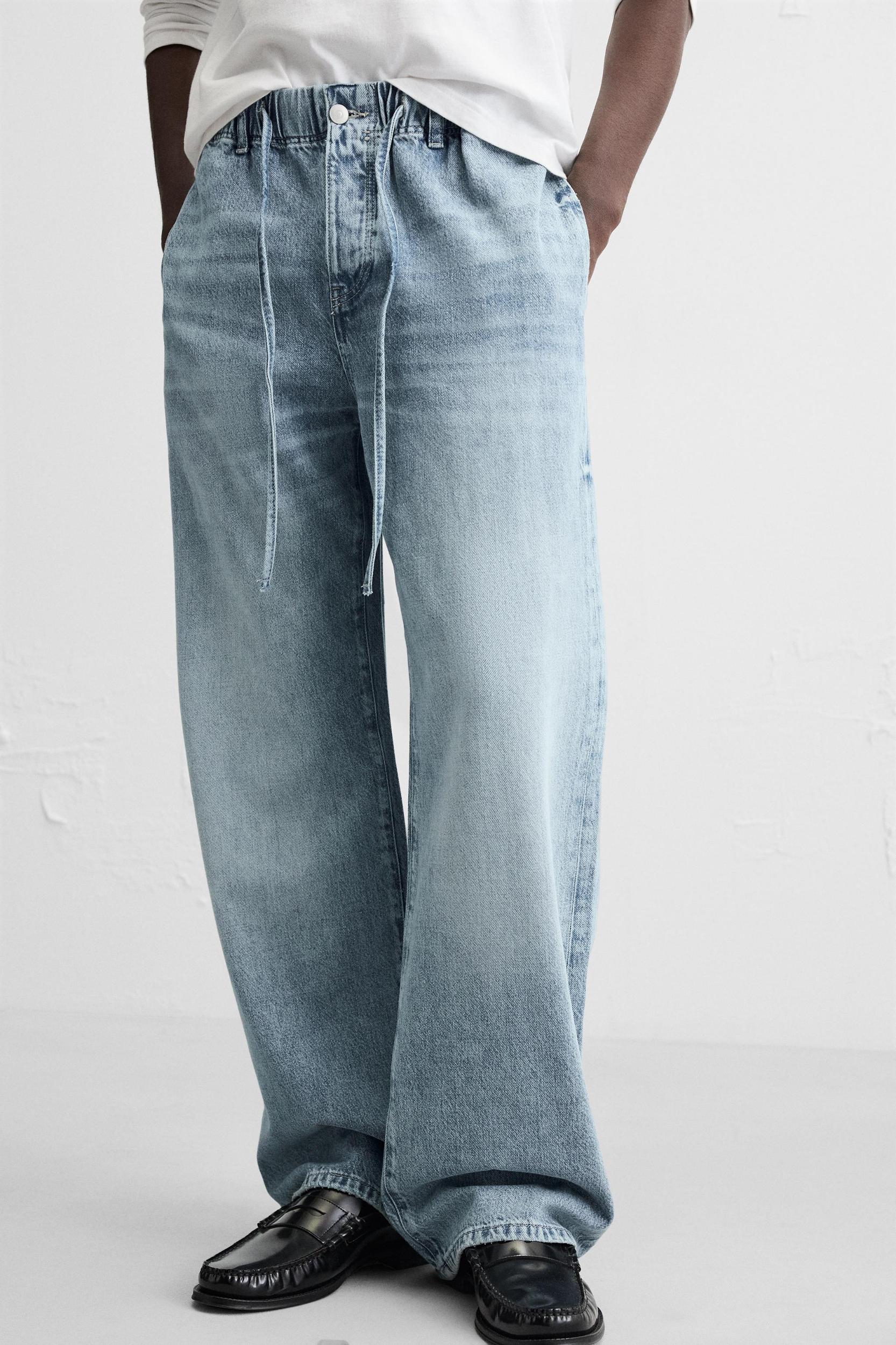 RELAXED FIT JOGGER WAIST JEANS Product Image