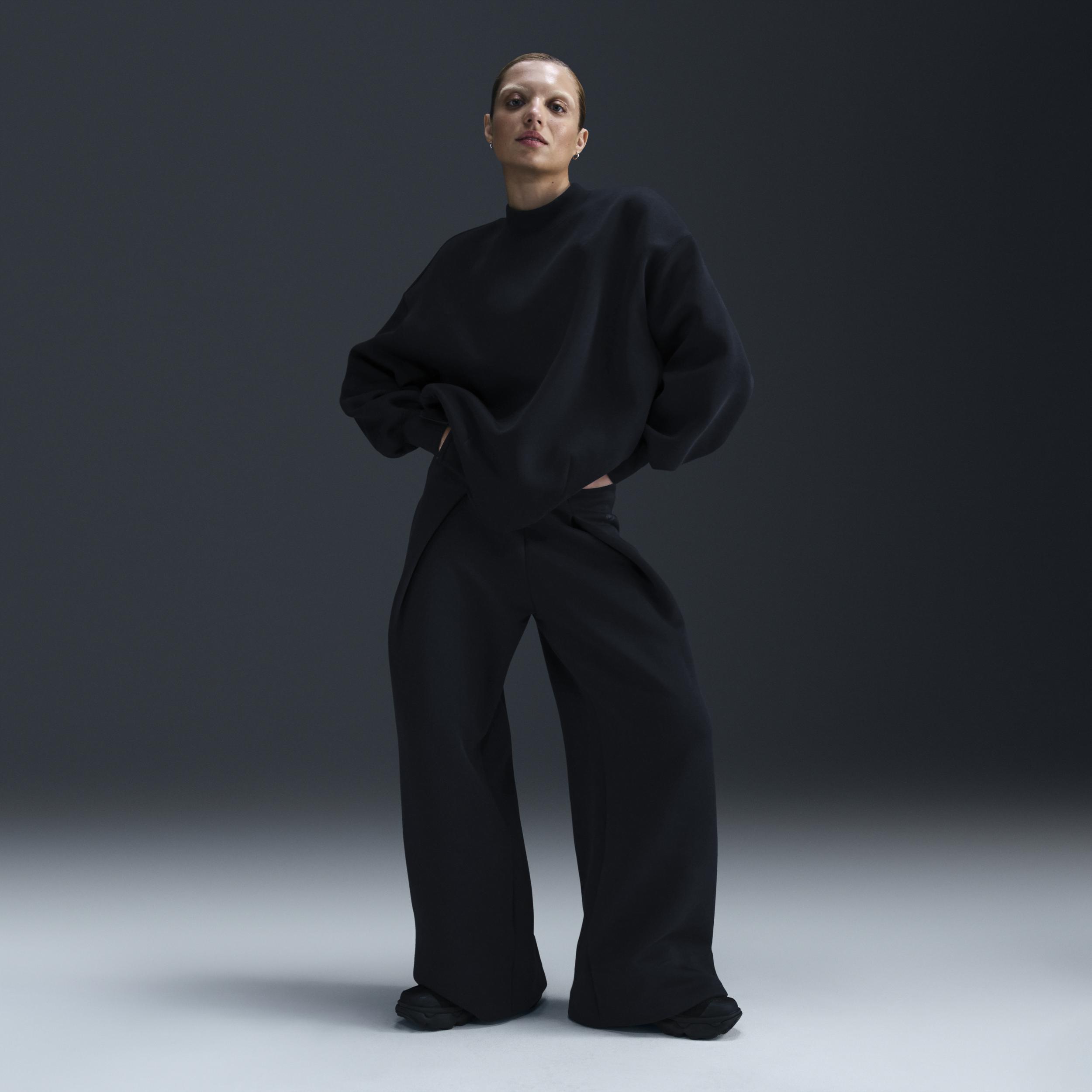 Womens Nike Sportswear Tech Fleece Oversized Crew-Neck Sweatshirt | FV8041-010 Product Image