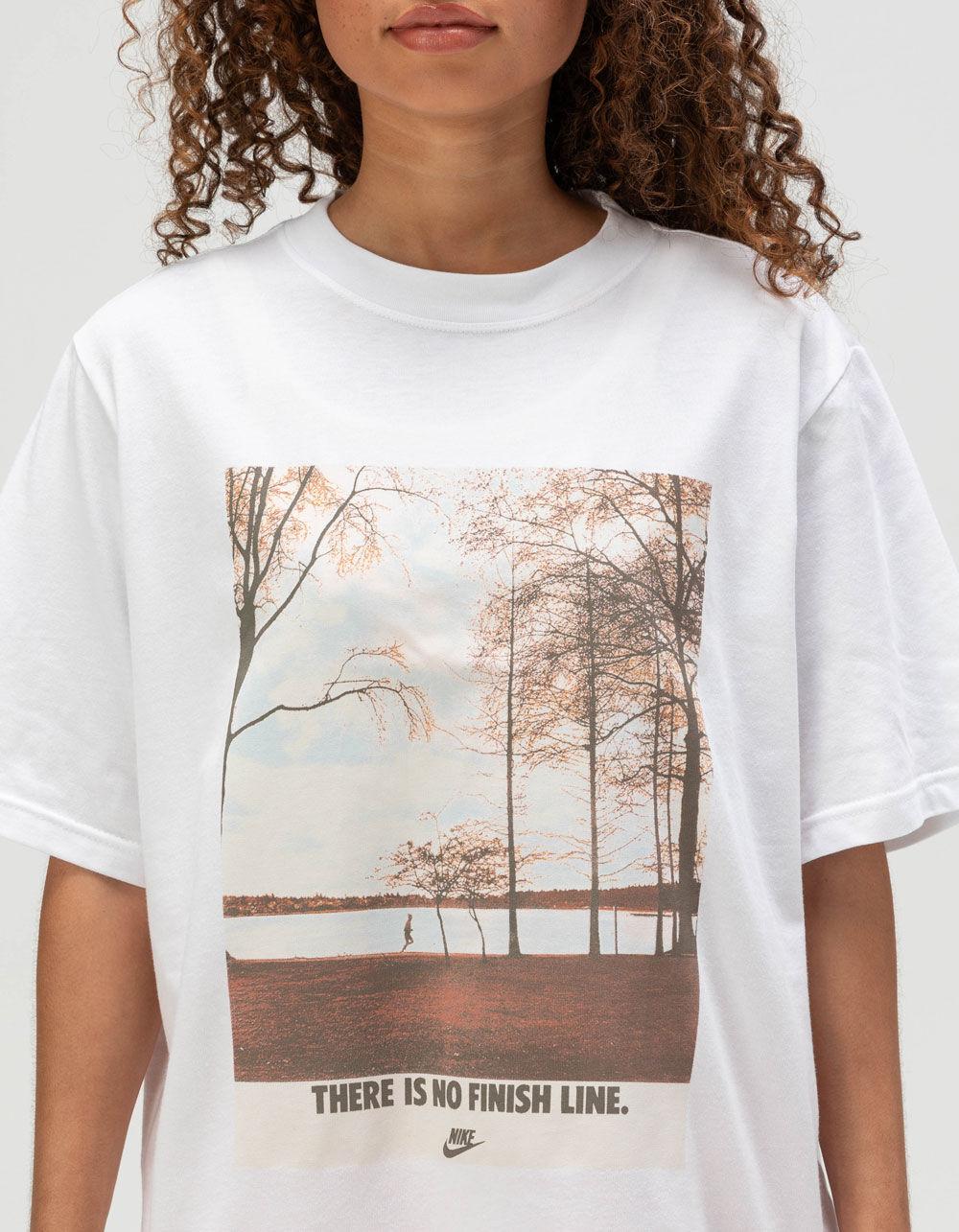 NIKE Sportswear Run Photo Womens Tee - WHITE Product Image