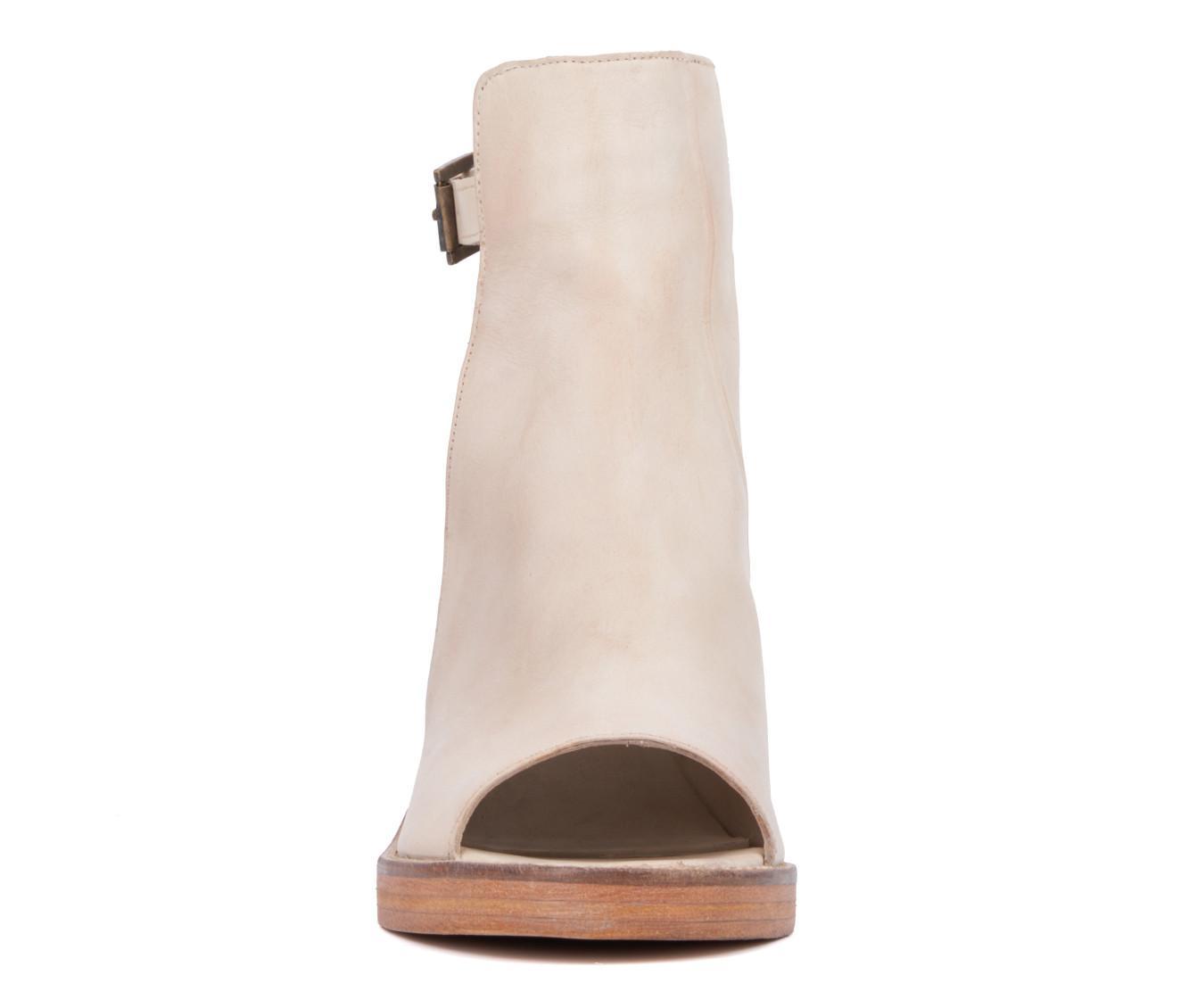 Women's Vintage Foundry Co Laverne Dress Sandals Product Image