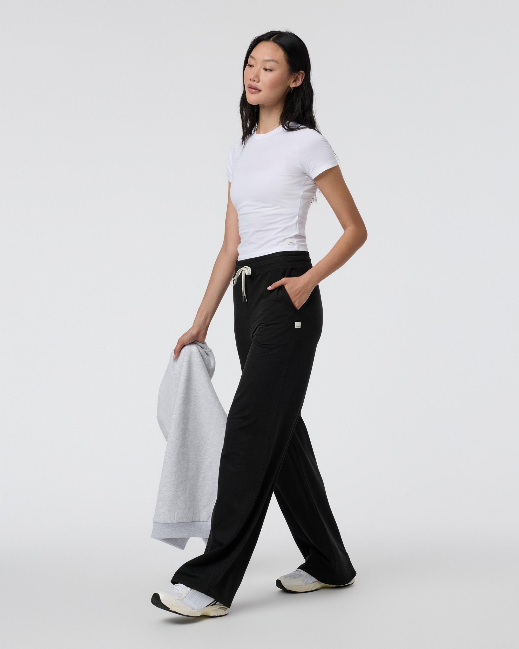 Halo Essential Wideleg Pant Product Image