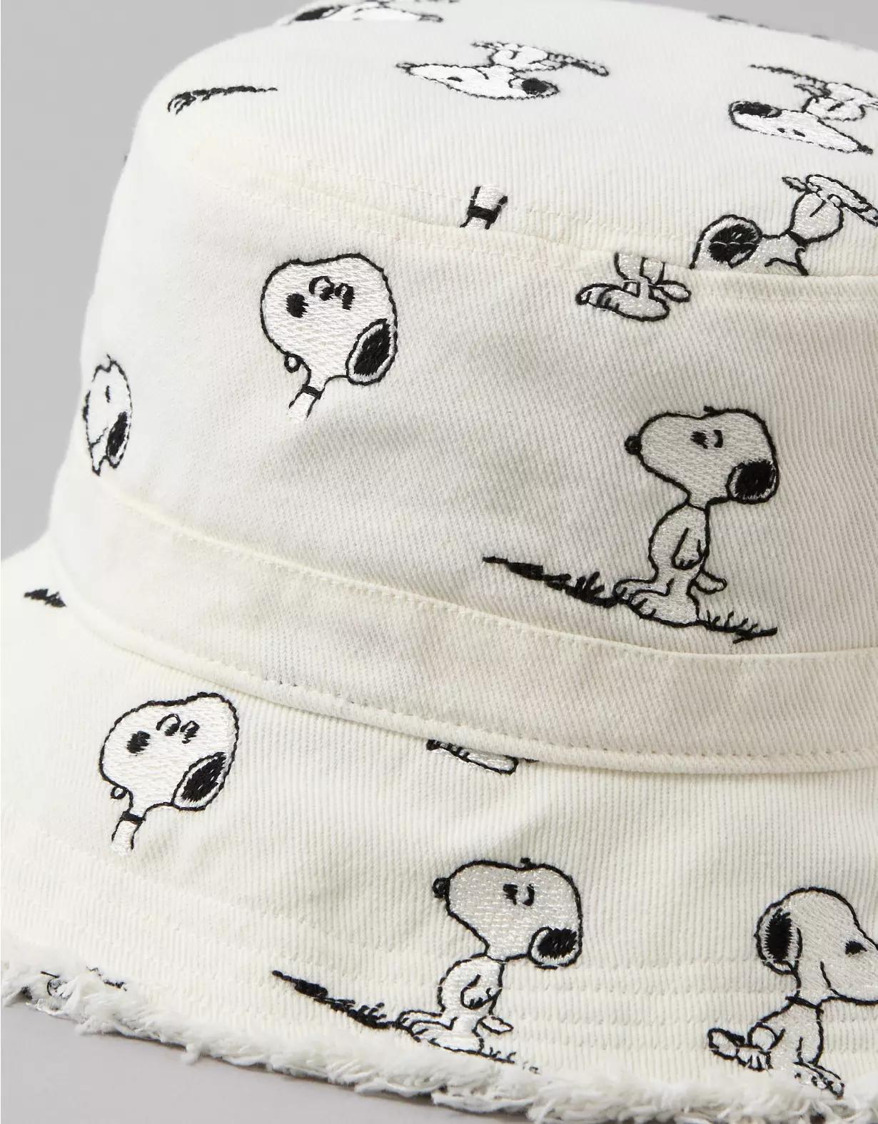AE Snoopy Bucket Hat Product Image