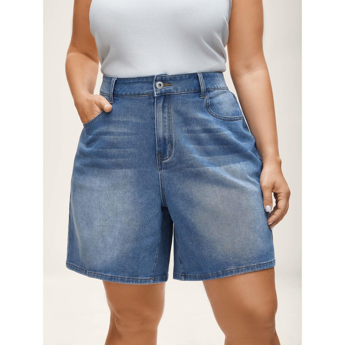 Plus Size Whiskered Wash Wide-Leg Denim Shorts Women Denimlightblue No stretch Casual Slanted pocket Leisure Denim Shorts BloomChic 22/3X Product Image