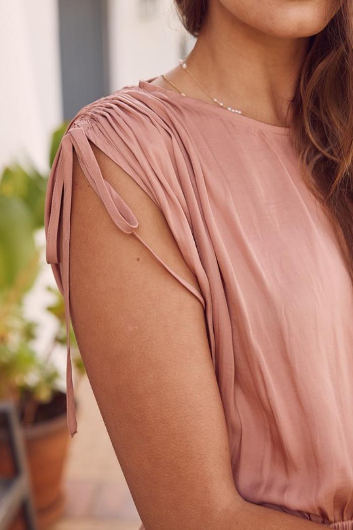 S/L Ruched Midi Dress Product Image