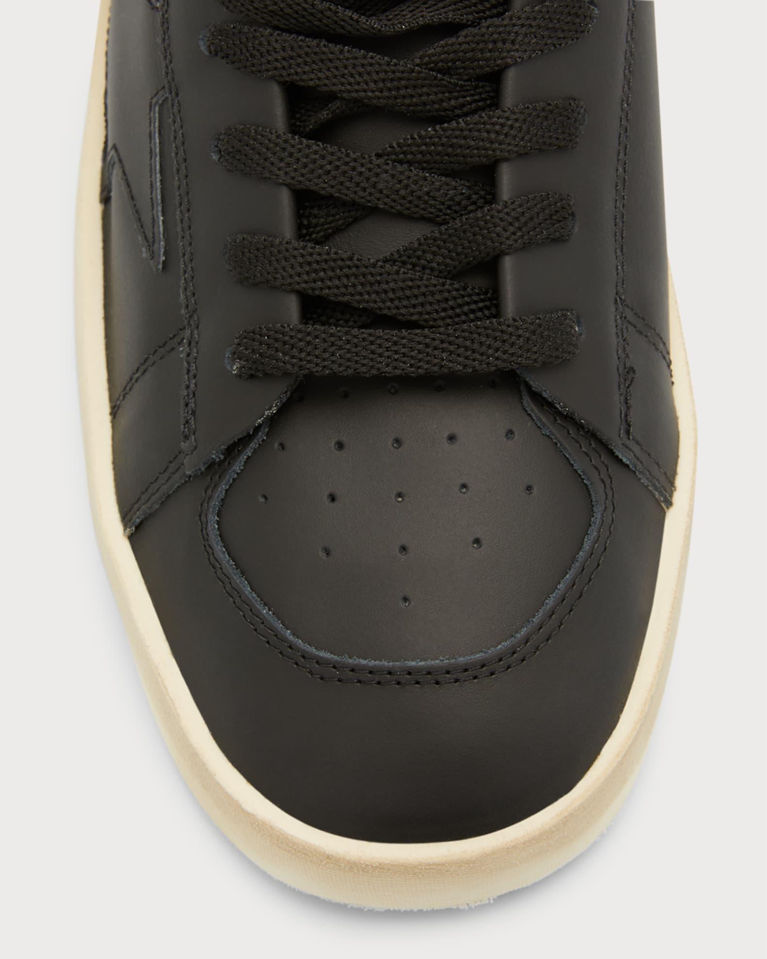 Men's Stardan Leather Low-Top Sneakers Product Image