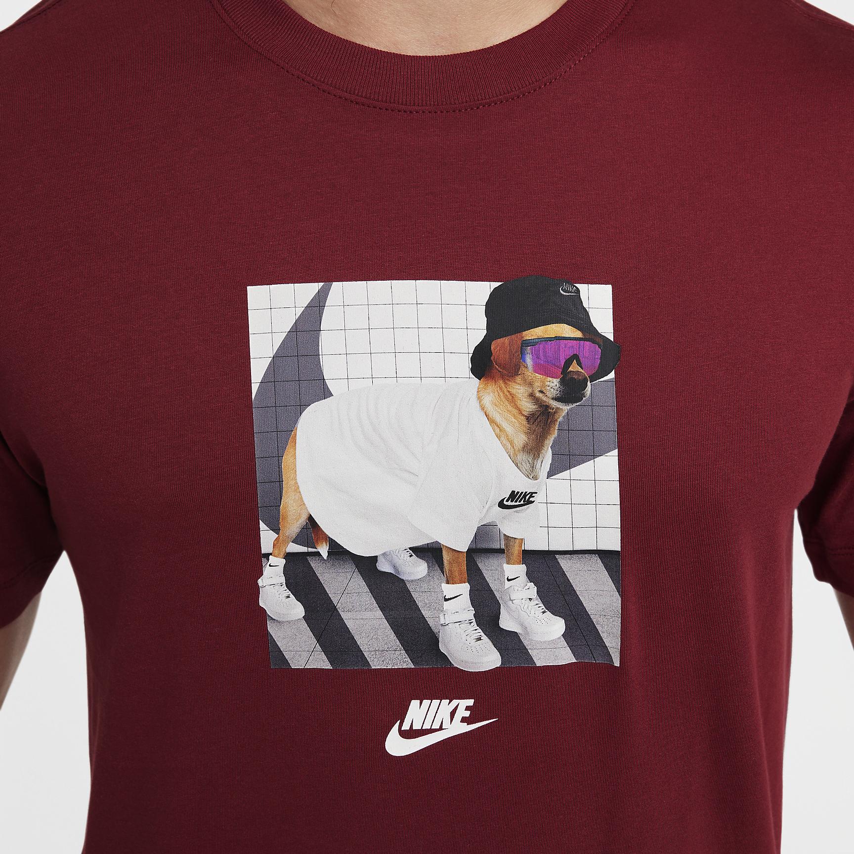 Nike Sportswear T-Shirt Product Image