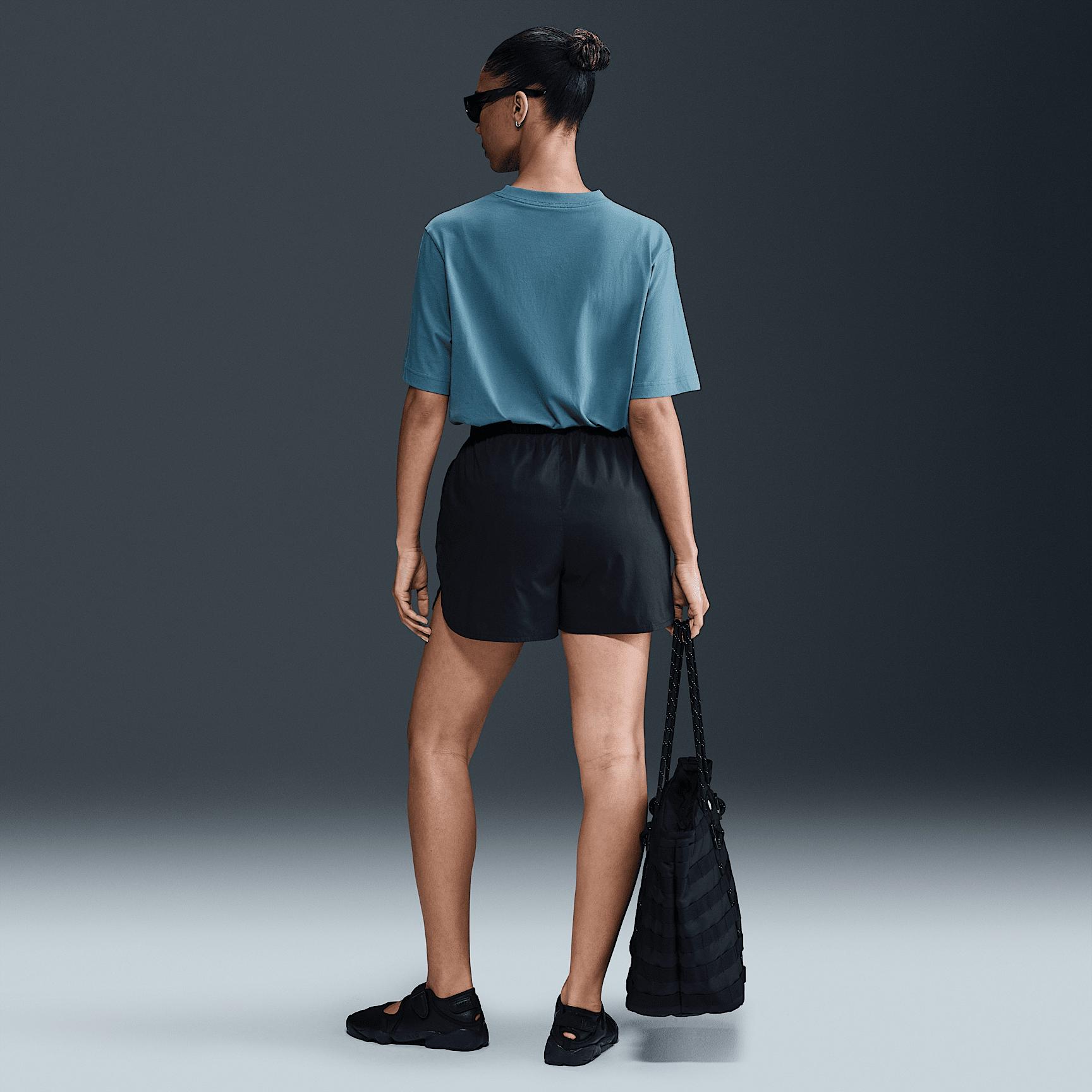 Nike Sportswear Women's Loose Short-Sleeve T-Shirt Product Image