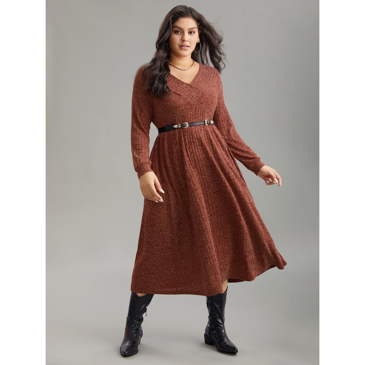 Plus Size Rib Knit Plain Plisse Long Sleeve Dress Rust Women Casual Rib Knit V-neck Long Sleeve Curvy Midi Dress BloomChic 10/M Product Image