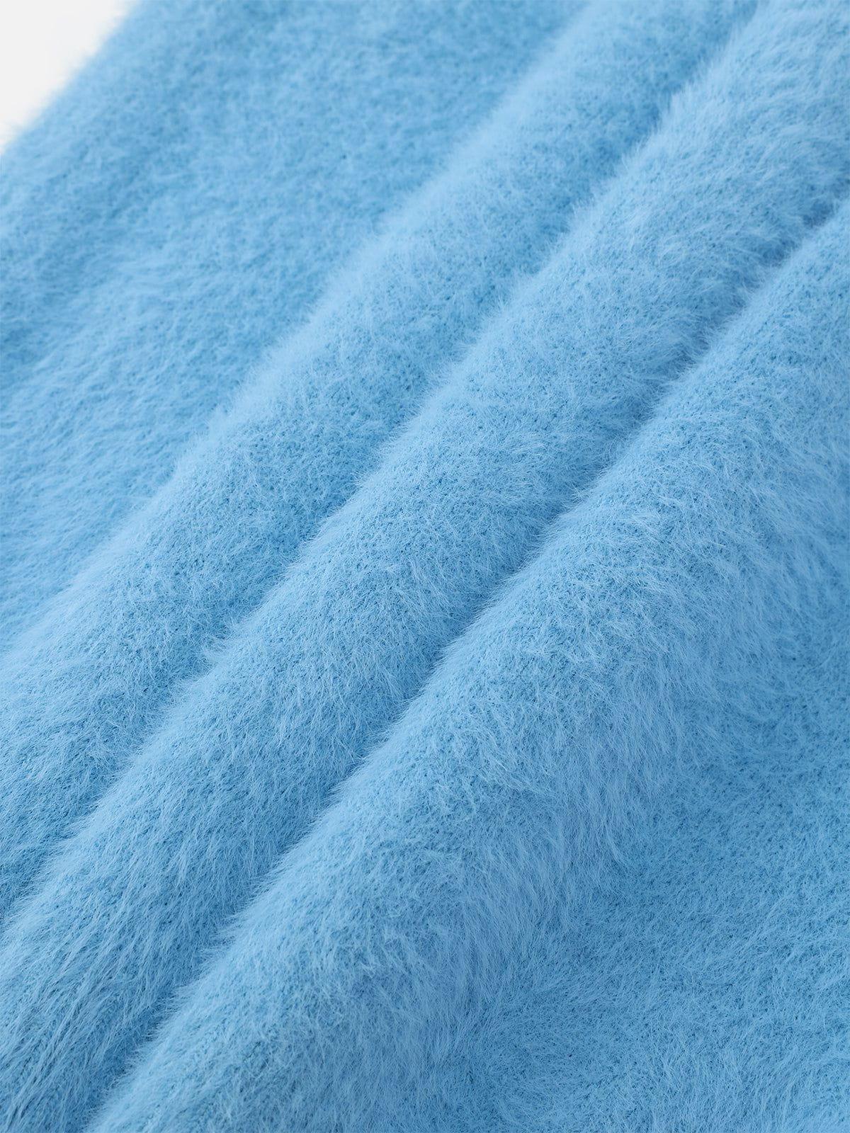 Aelfric Eden Apple Graphic Cropped Sweater Female Product Image