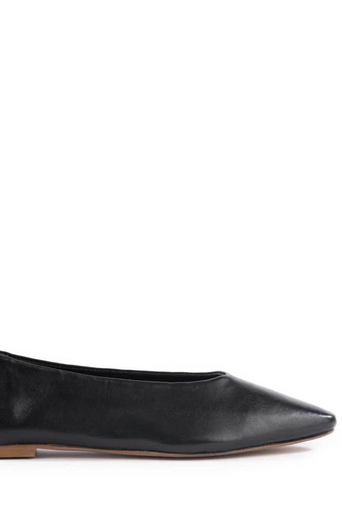 American Dreams Flat Product Image